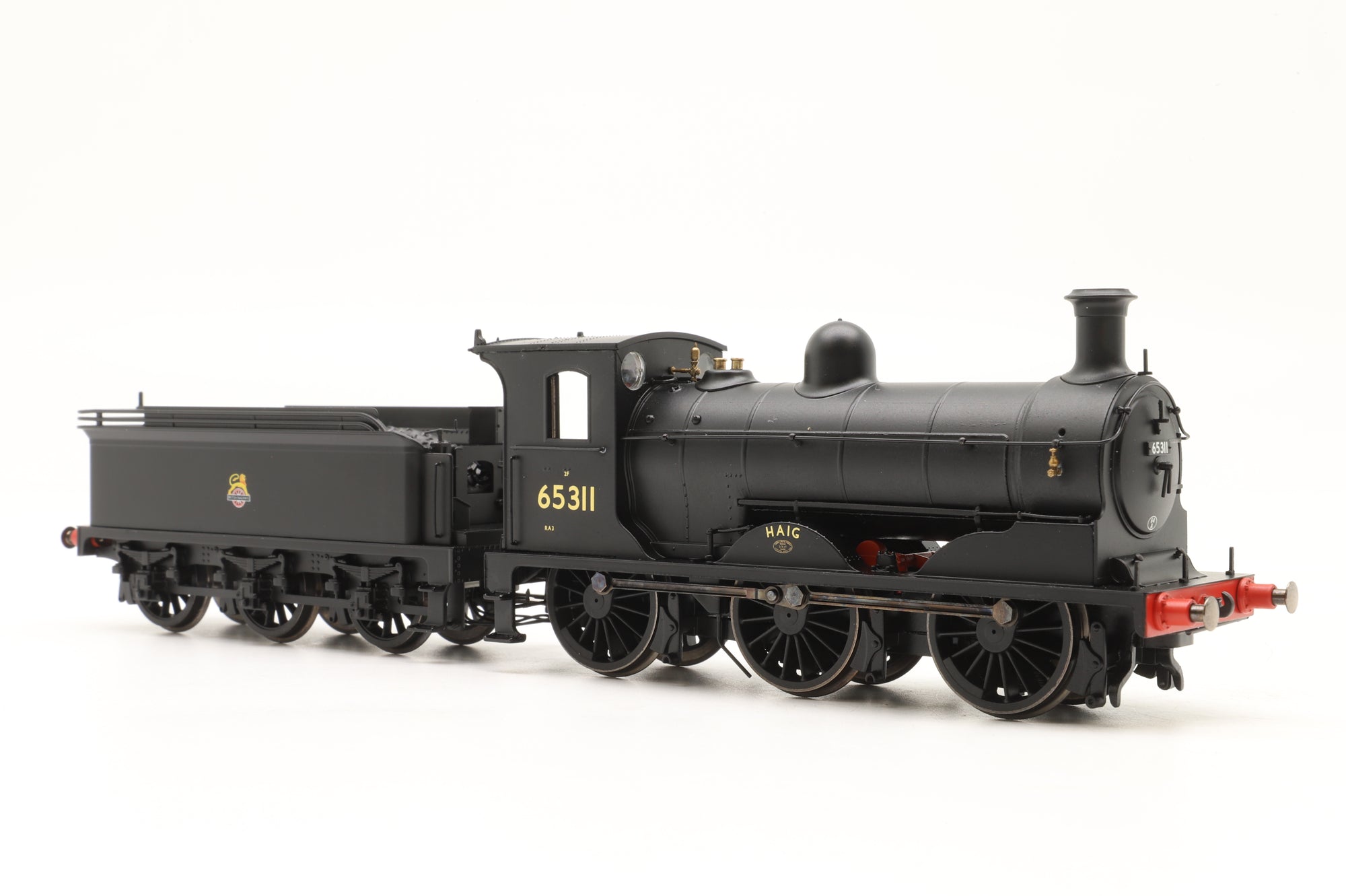 Hornby OO R3622 Class J36 65311 'Haig' in BR Black w/ Early Crests