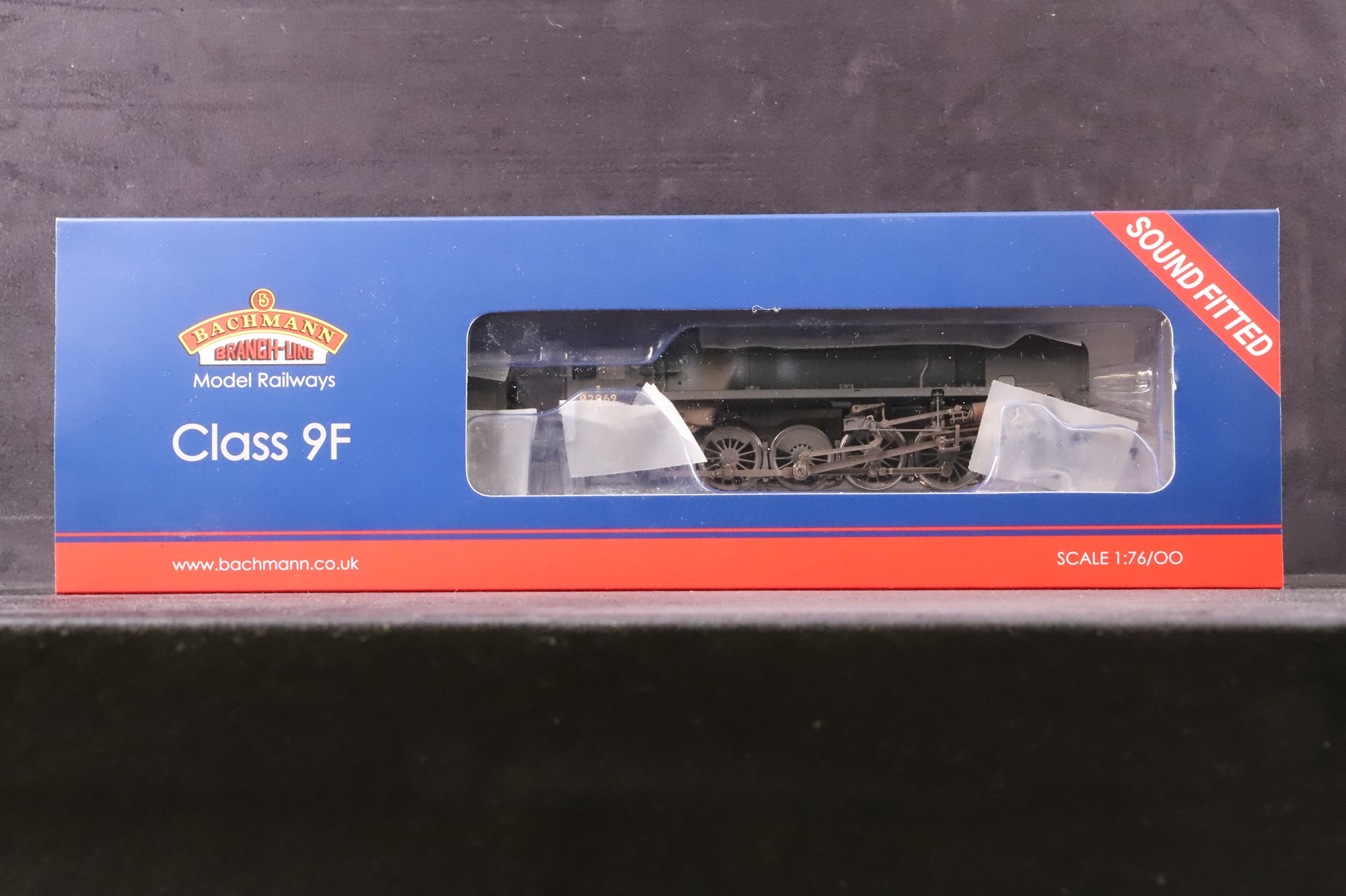 Bachmann OO 32-852ASF BR Standard Class 9f '92069' BR Black E/C Weathered DCC Sound