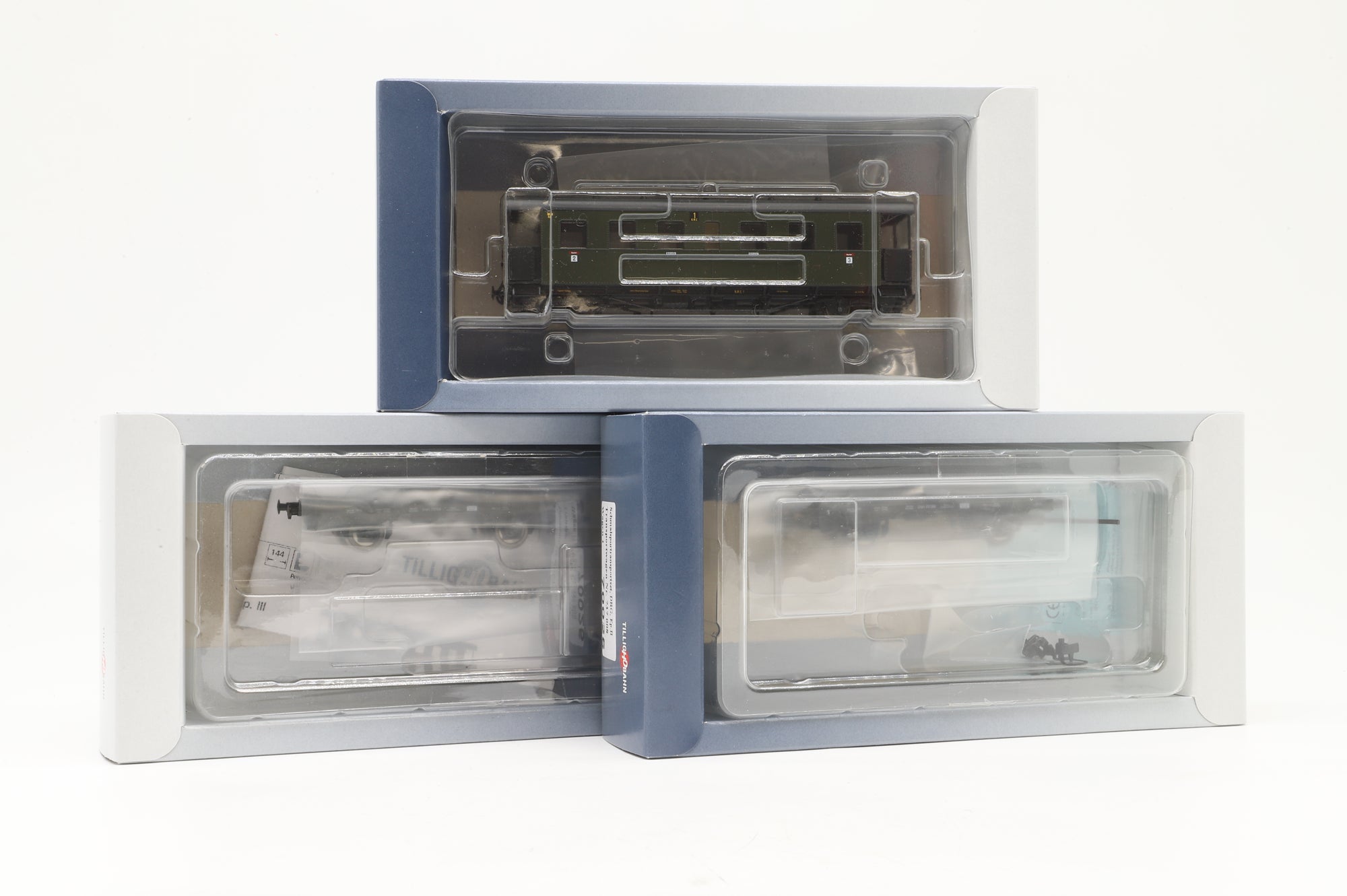 Tilligbahn HO 70025 Set of 2x DRG Flat Wagons & 1x Coach