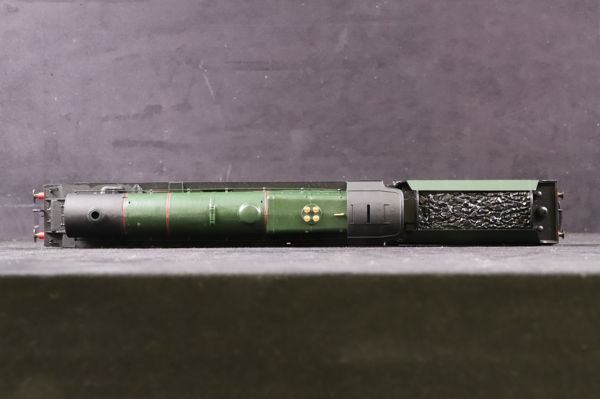 WORKSHOP Hornby OO R2616 Princess Class 'Queen Maud' Unnumbered BR Lined Green Repainted