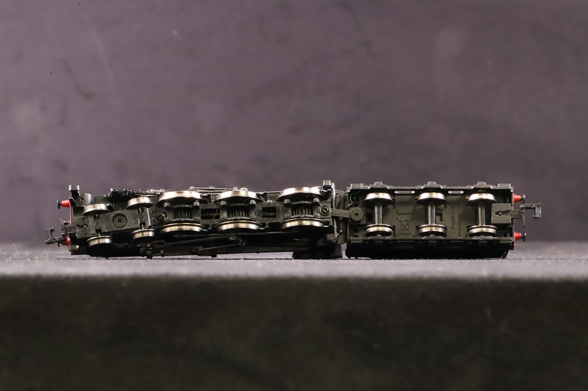 Dapol N Gauge 2S-020-001 B17 Class 2864 'Liverpool' in LNER/'NE' Wartime Black - DCC Sound