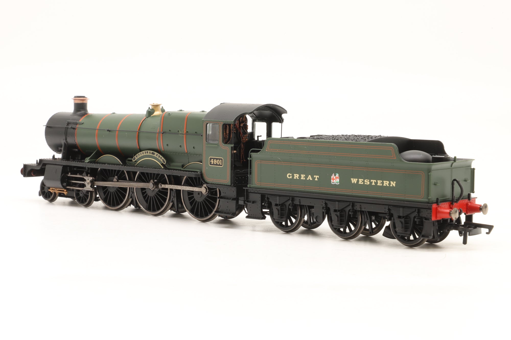 Hornby OO R3170 Hall Class 4902 'Adderley Hall' in Lined GWR Green