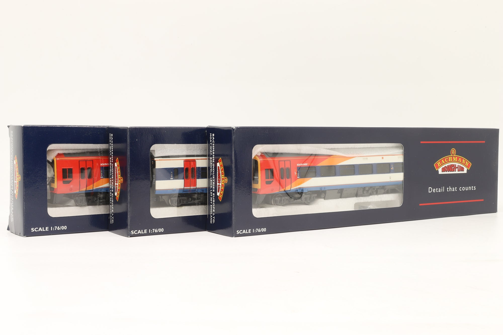 Bachmann OO 31-514 Class 159 3 Car DMU Southwest Trains