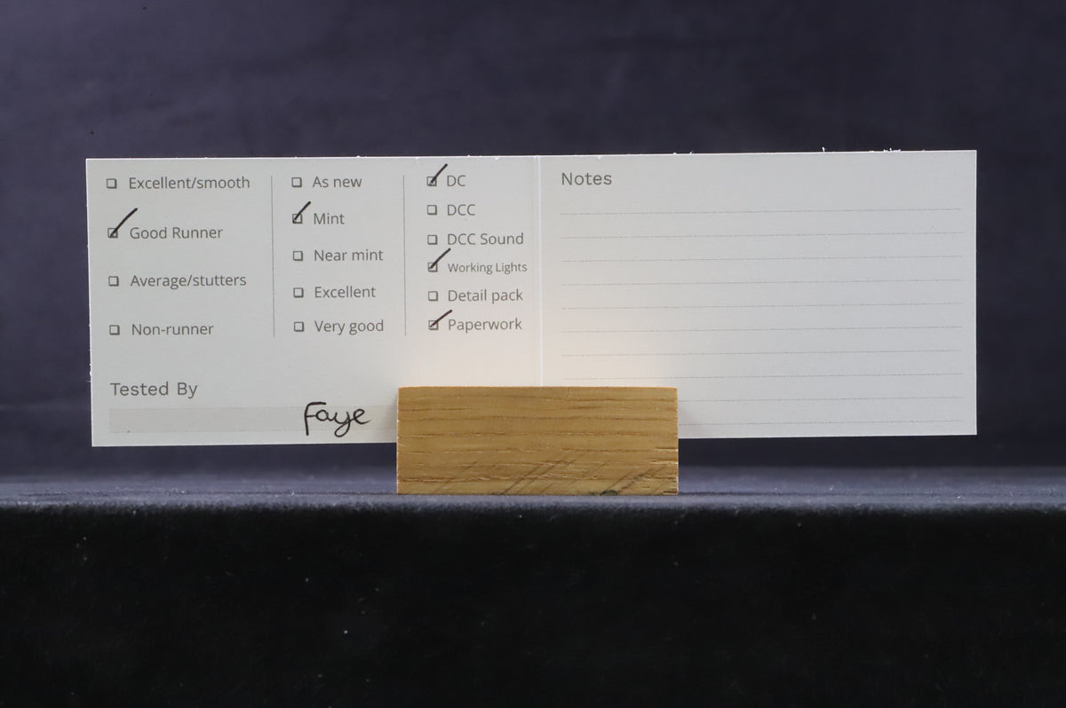 Graham Farish N 371-650A Class 57/3 &#39;57306&#39; &#39;Jeff Tracy&#39; Virgin