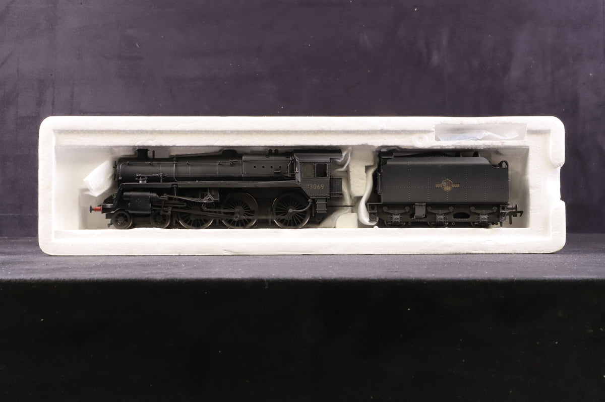 Bachmann OO 32-505 Standard Class 5MT &#39;73069&#39; Plain Black BR1C Tender Weathered