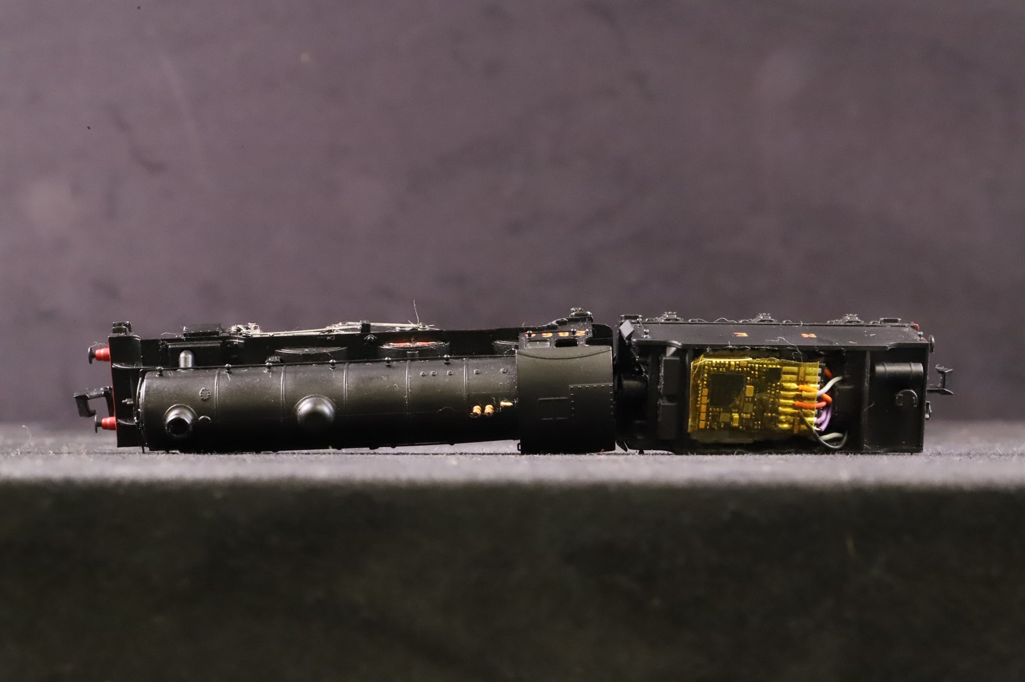 Dapol N Gauge 2S-020-001 B17 Class 2864 'Liverpool' in LNER/'NE' Wartime Black - DCC Sound