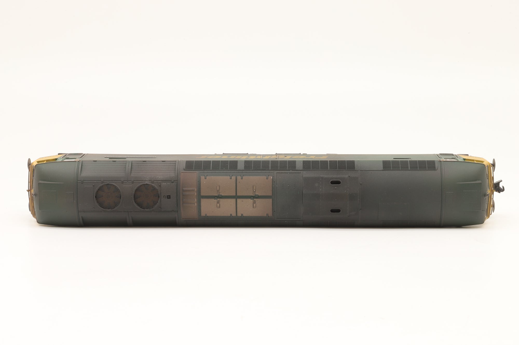 Bachmann OO 32-753 Class 57/0 '57011' Freightliner Challenger Weathered DCC Sound