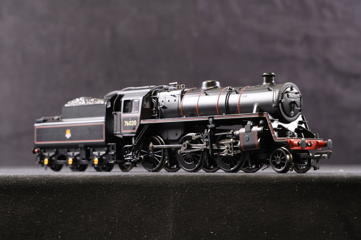 Bachmann OO 32-953DC Standard Class 4MT 2-6-0 &#39;76020&#39; BR2B Tender E/C, DCC Fitted