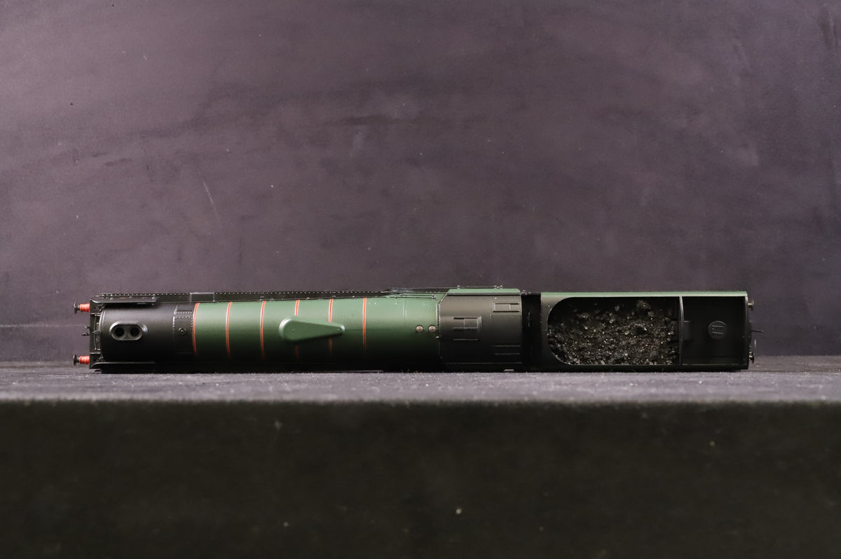 Bachmann OO Peppercorn A1 &#39;60147&#39; &#39;North Eastern&#39; BR Lined Green E/C