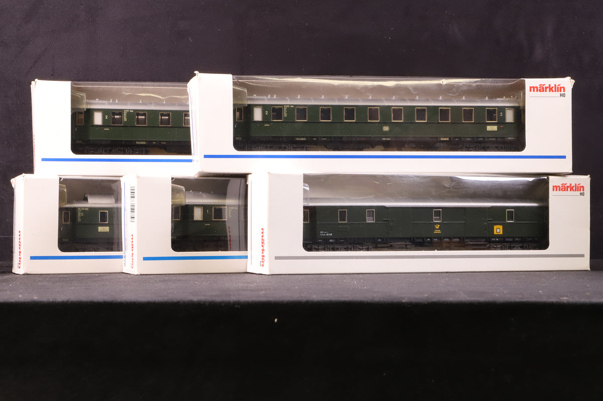 Marklin HO Rake Of 5 Green DB Coaches Inc. 4275, 4276x2, 42787 &amp; 4278