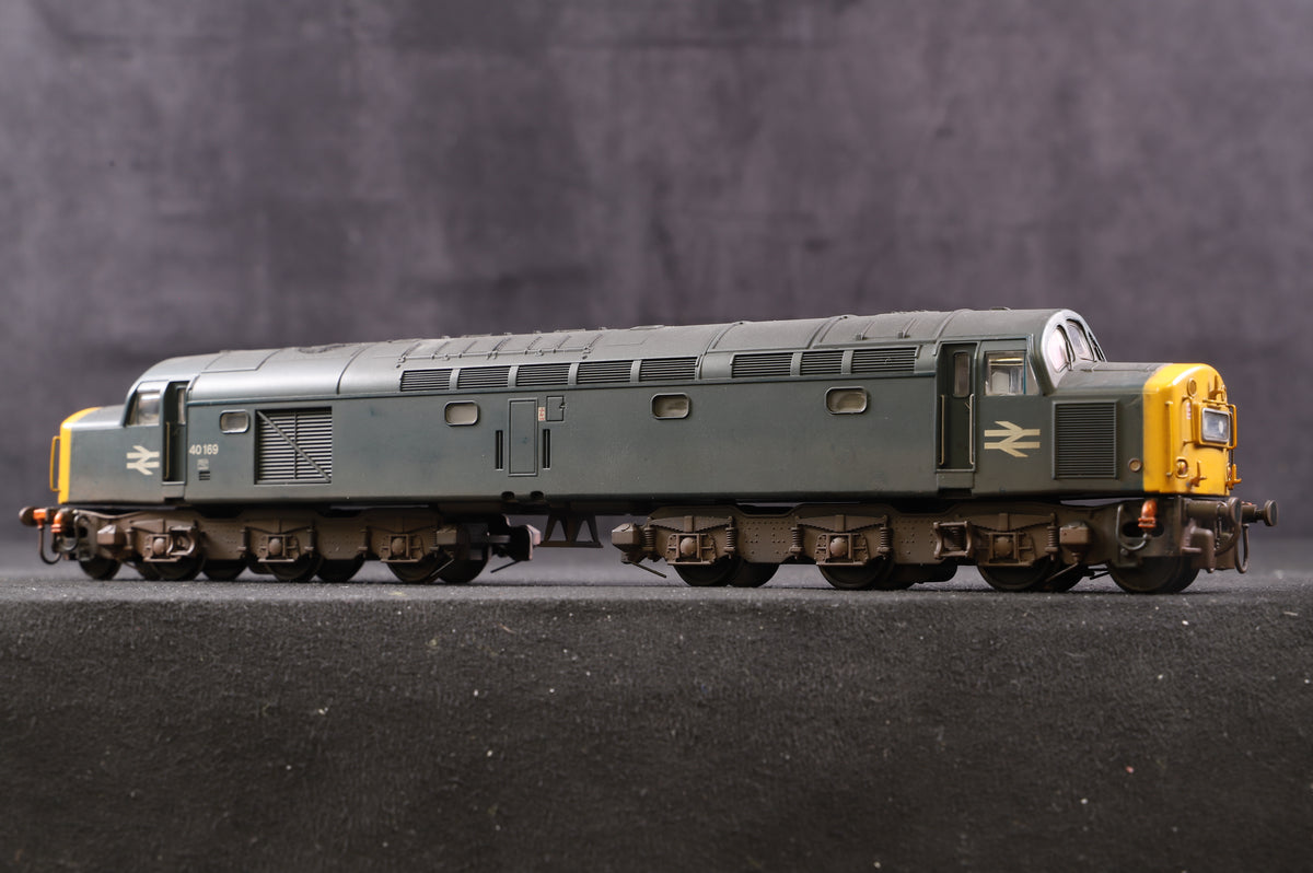 Bachmann OO 32-479 Class 40 &#39;40169&#39; Centre Head Code BR Blue W/O Tanks Weathered