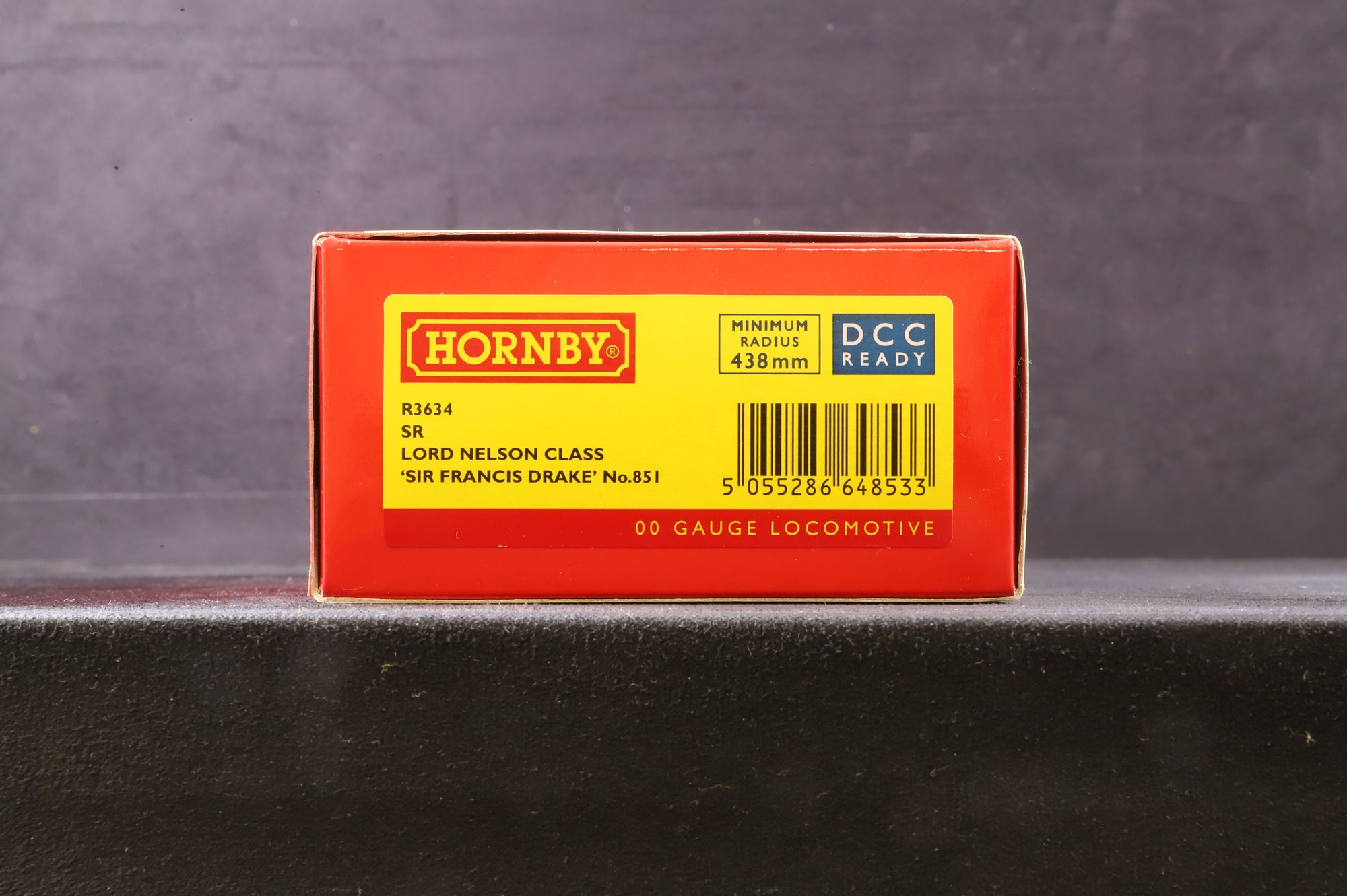 Hornby OO R3634 Lord Nelson Class '851' 'Sir Francis Drake' SR Green