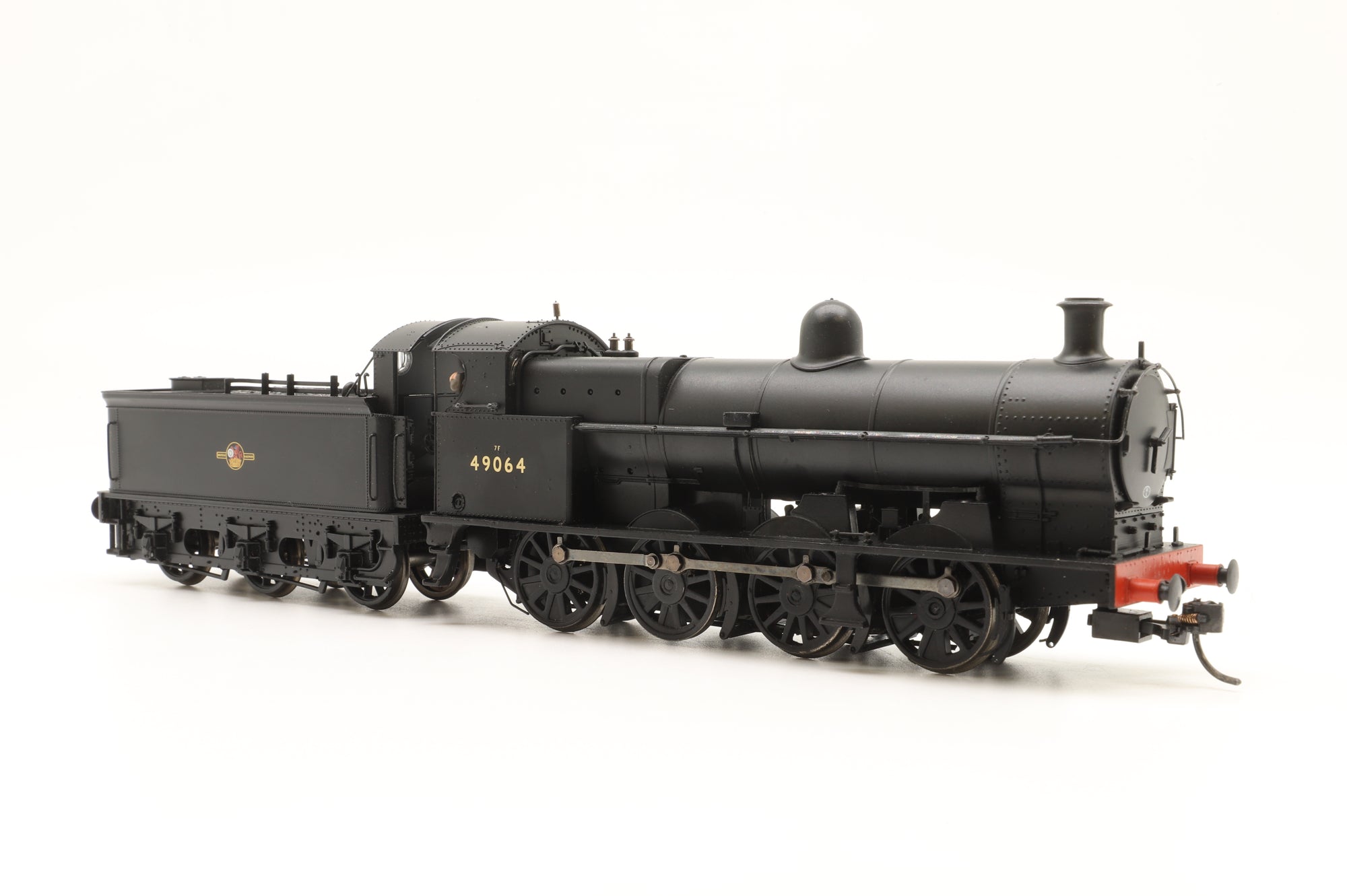 Bachmann OO 31-457A Class G2A '49064' BR Black Late Crest with Tender Back Cab, DCC Sound