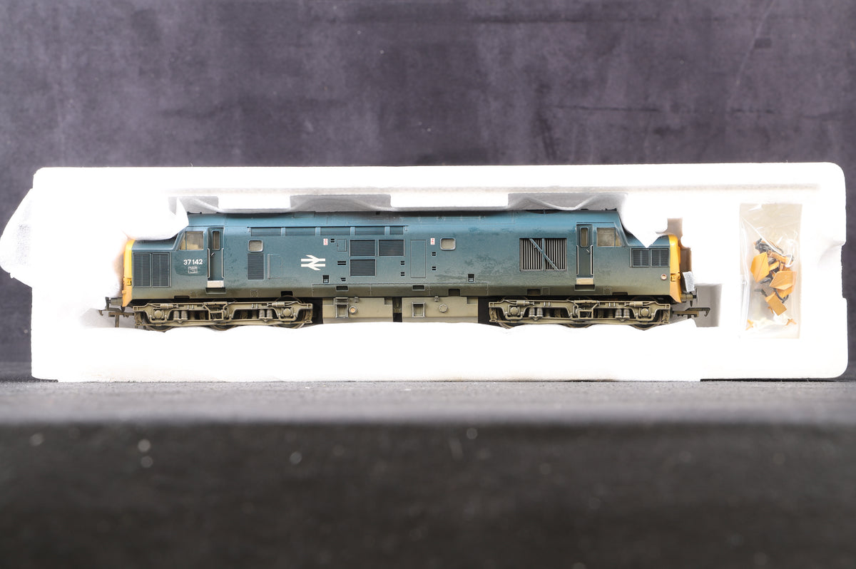 Bachmann OO 32-777Z Class 37/0 Diesel BR Blue Centre head code &#39;37142&#39; Weathered Excl. Kernow MRC