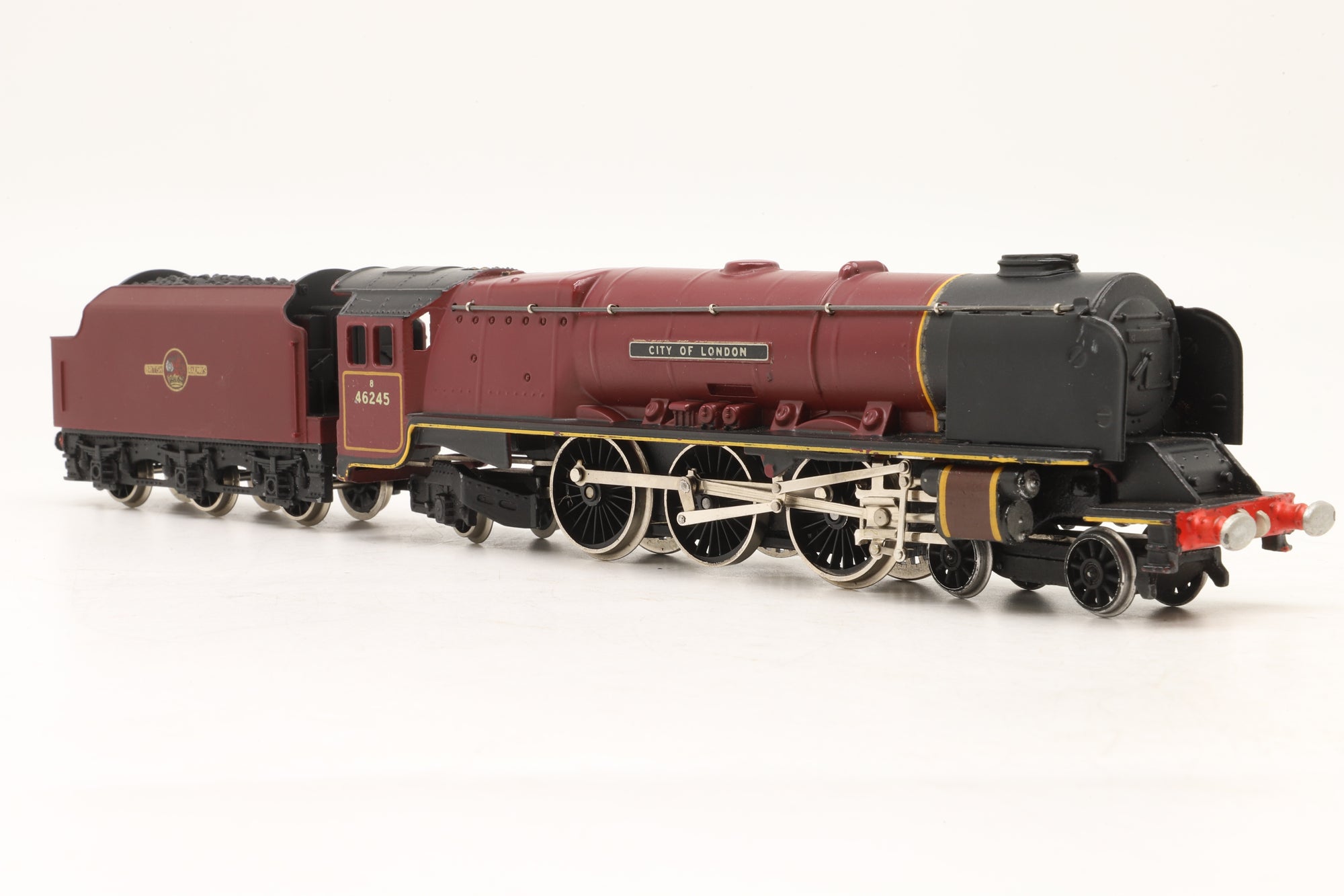 Wrenn OO W2226 Duchess Class '46245' BR Maroon L/C