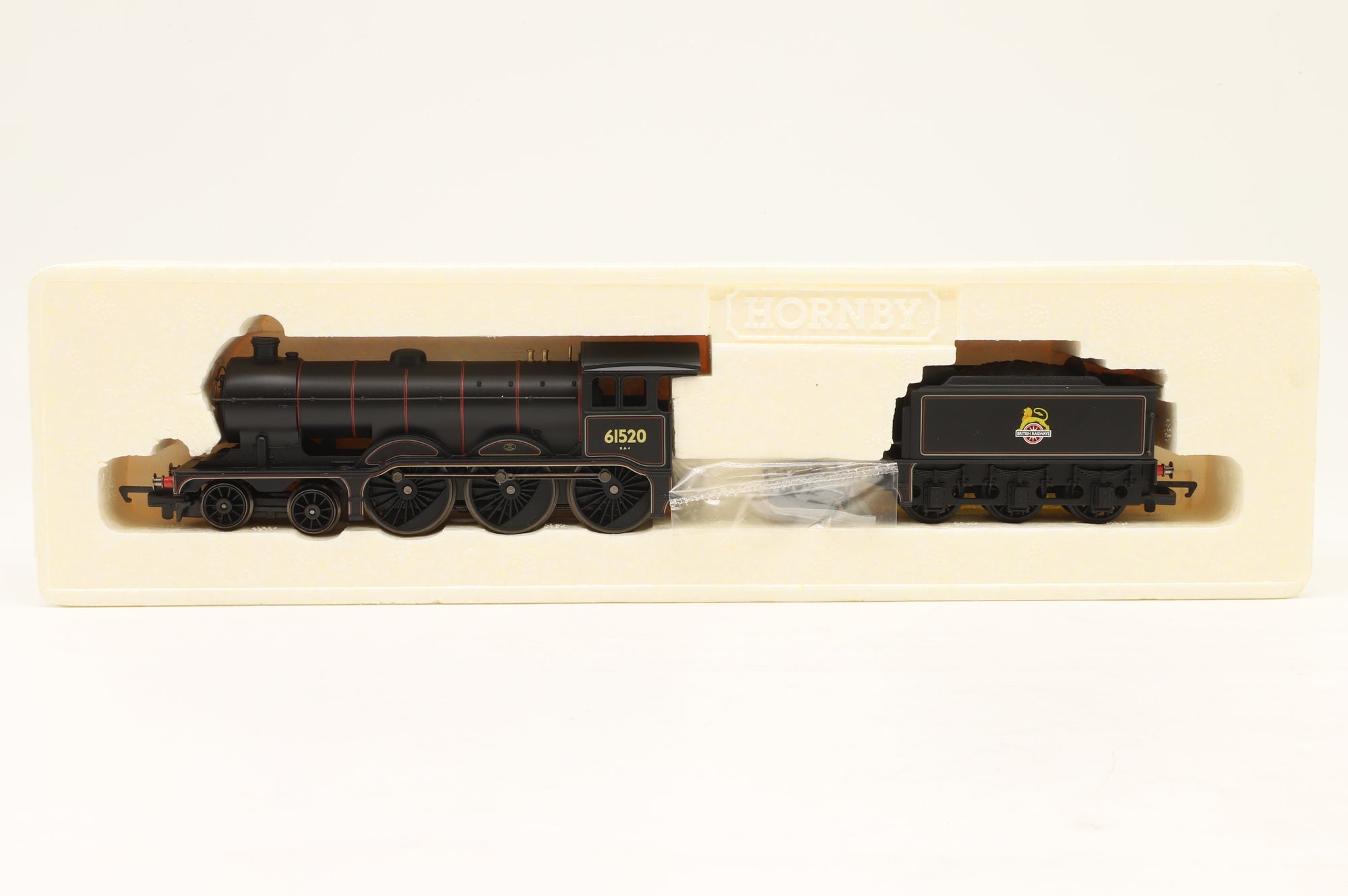 Hornby OO R2320 Class B12/3 '61520' BR Lined Black E/C