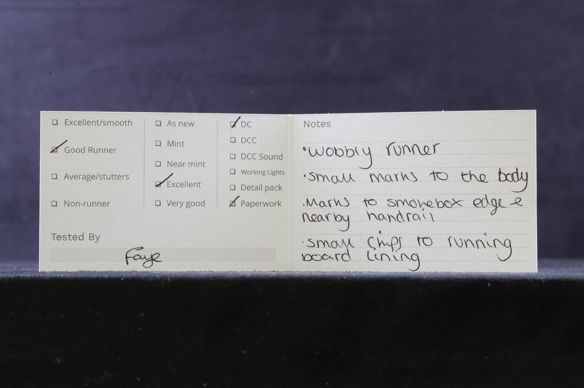 Bachmann OO 32-500 Standard Class 5MT &#39;73068&#39; BR Green L/Crest BR 1C Tender