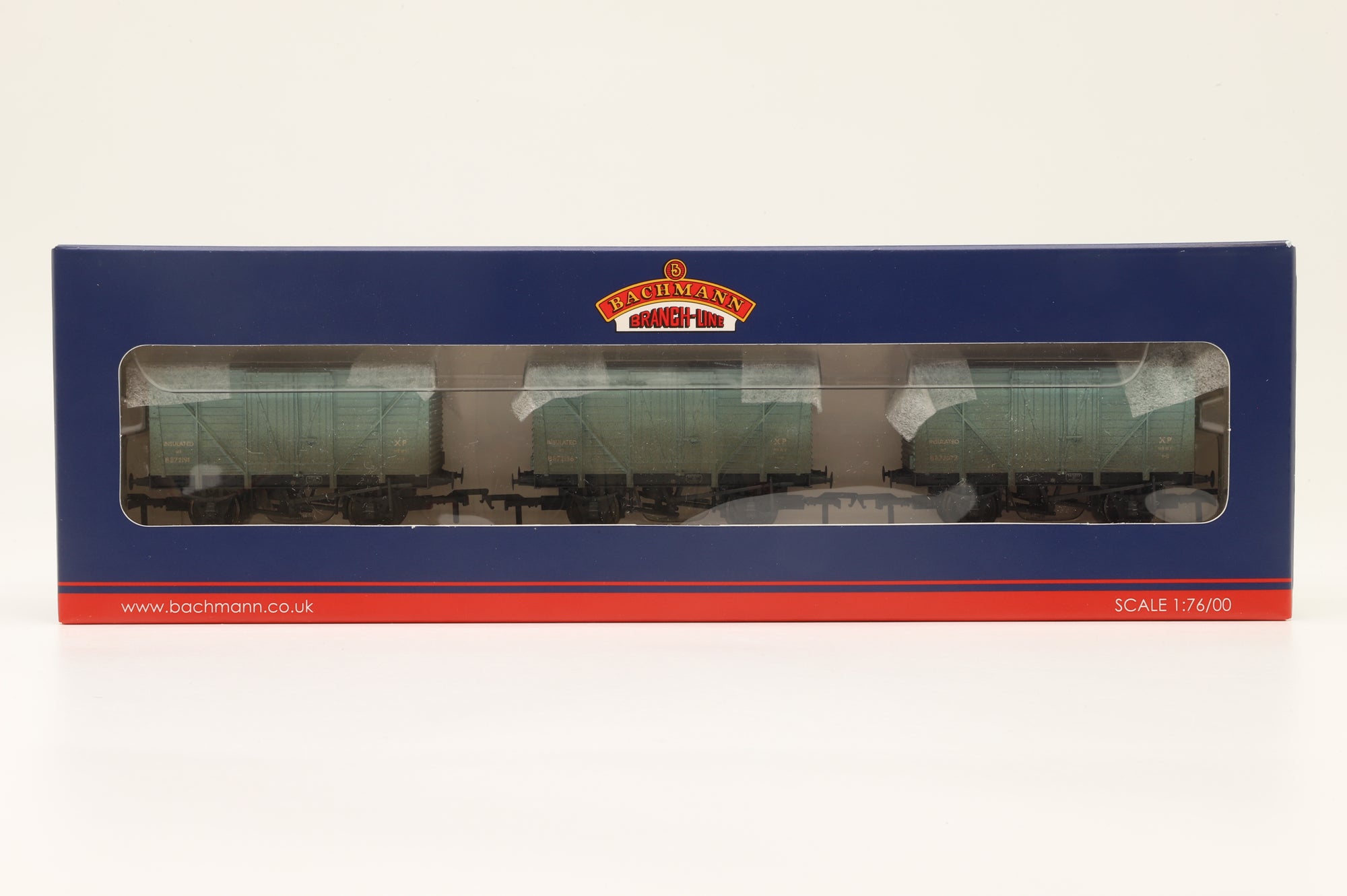 Bachmann OO 38-190Z Set Of 3 10T BR Insulated Vans Light Blue Weathered