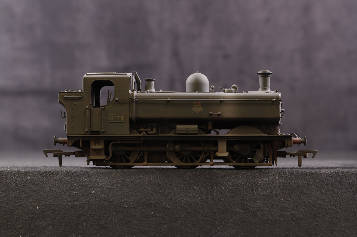 Bachmann OO 32-201 8750 Pannier Tank &#39;8779&#39; BR Black E/C Renumbered &amp; Weathered