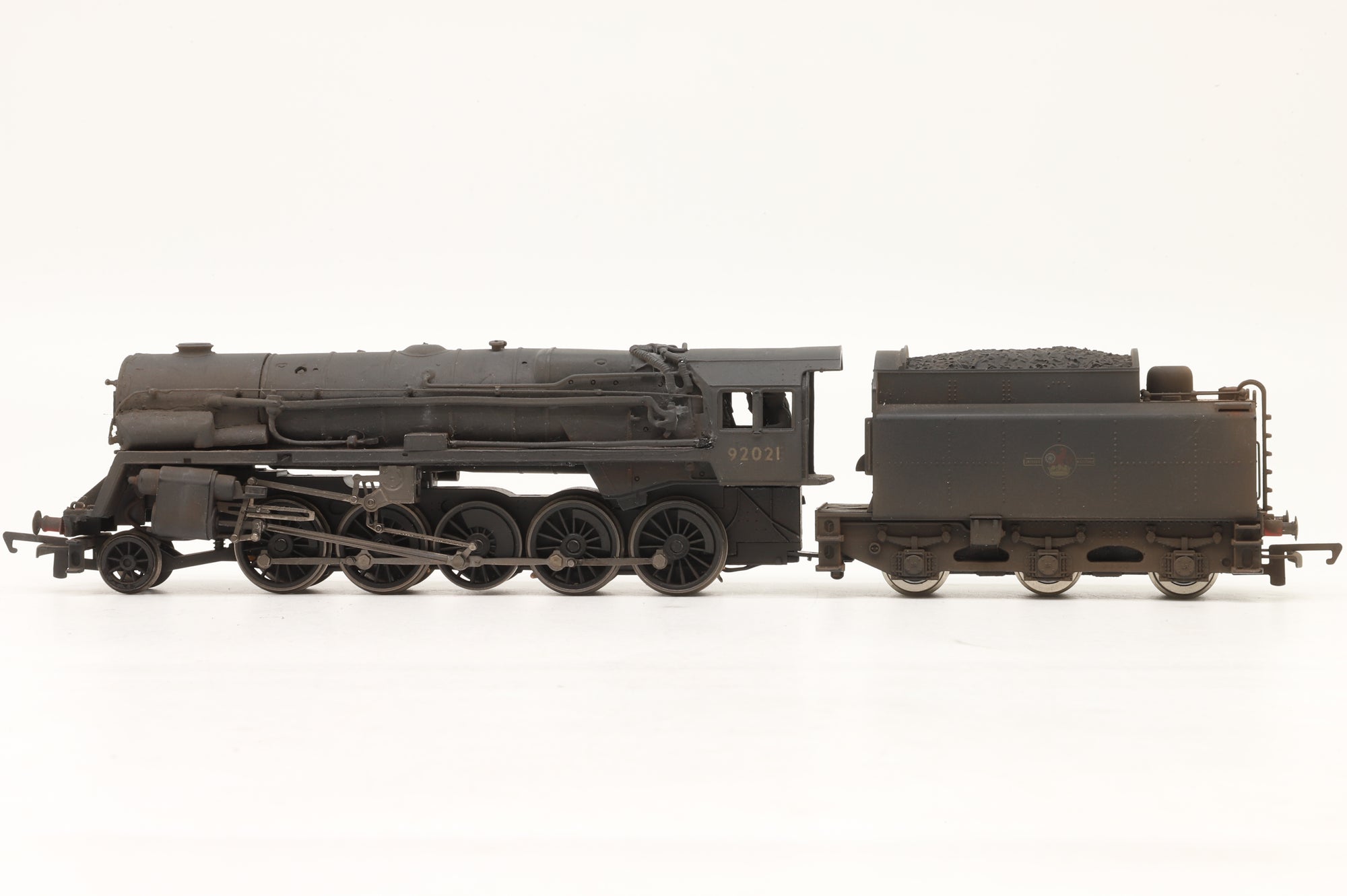 Hornby OO Rebuilt Crosti 9F '92021' BR Black L/C Weathered & Modified