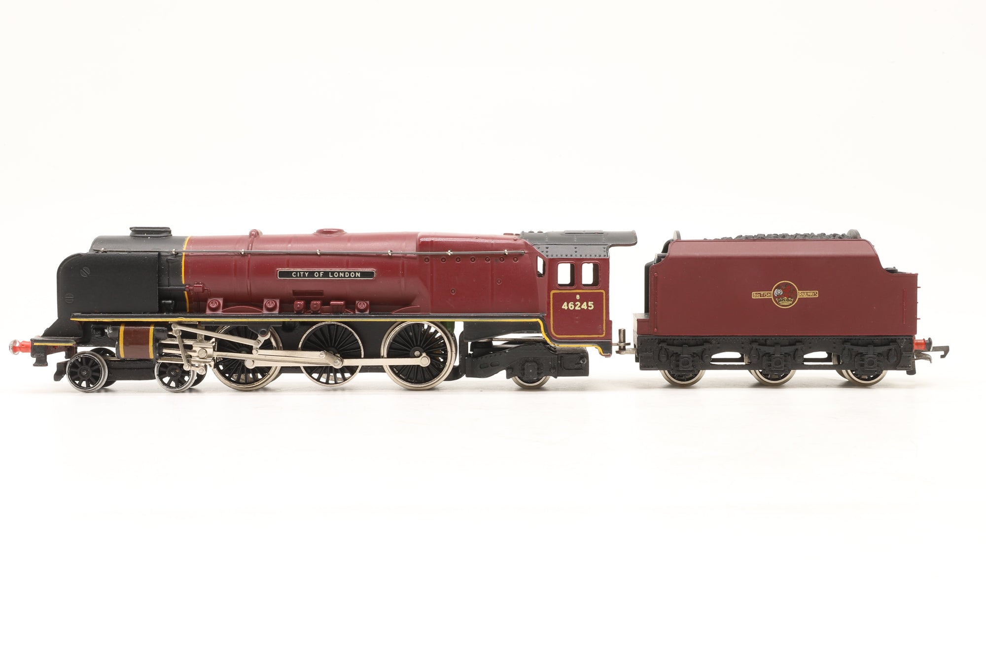 Wrenn OO W2226 Duchess Class '46245' BR Maroon L/C