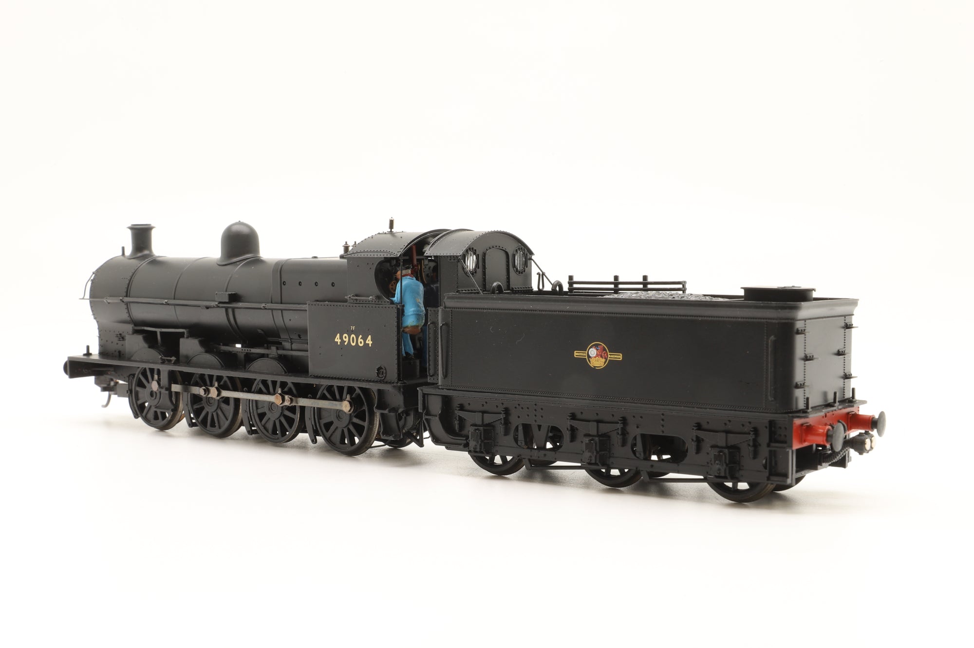 Bachmann OO 31-457A Class G2A '49064' BR Black Late Crest with Tender Back Cab, DCC Sound