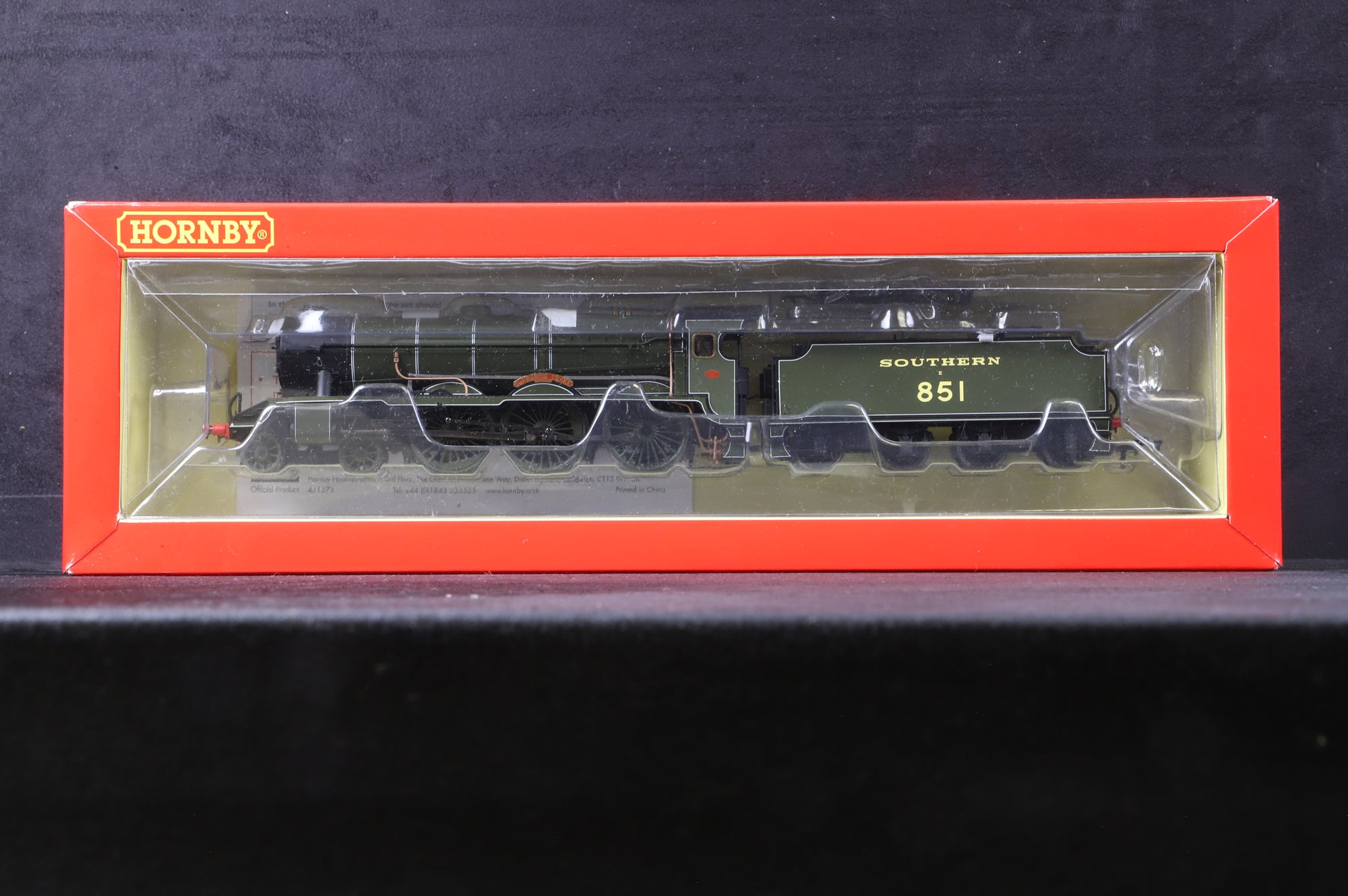 Hornby OO R3634 Lord Nelson Class '851' 'Sir Francis Drake' SR Green