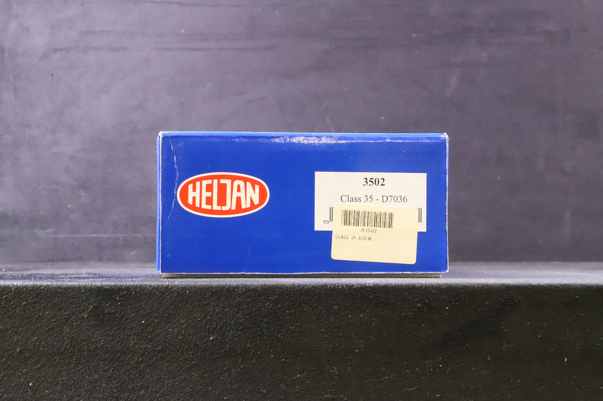 Heljan OO 3502 Class 35 D7036 in Early BR Blue