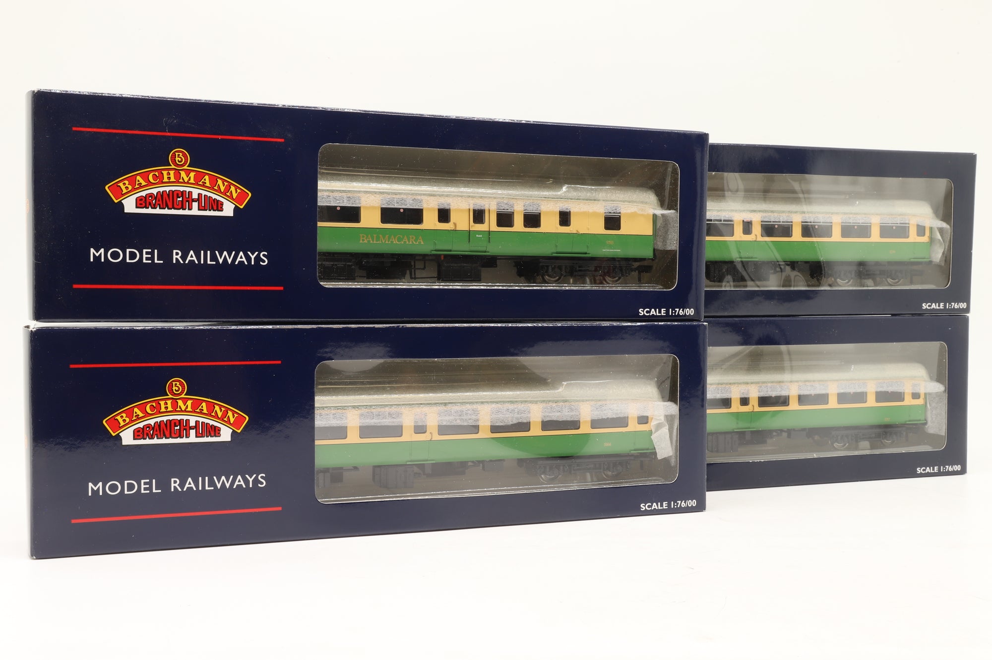 Bachmann OO 39-000T(1/2/3/4) Set of 4x Mk2s in 'Kyle Line' Green/Cream
