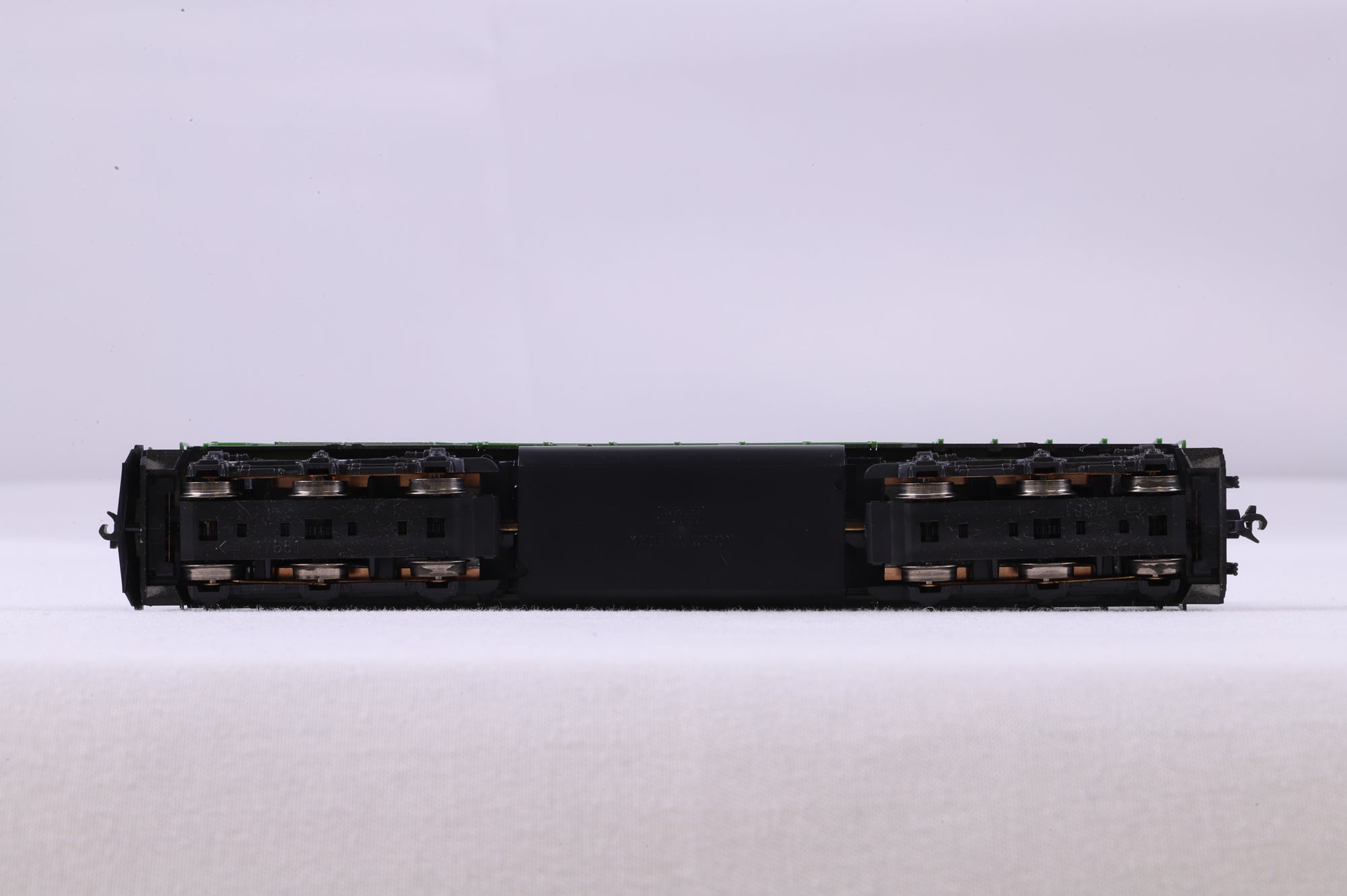 Kato N 176-4952 SD40-2 BN '6772'