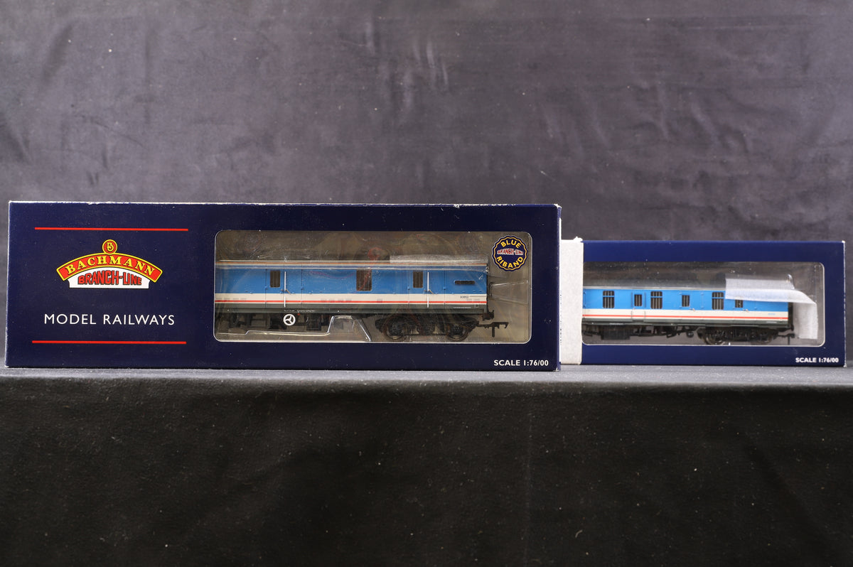 Bachmann OO Pair of Mk1 Network Southeast Wagons, Inc. 39-176Z &amp; 270Z