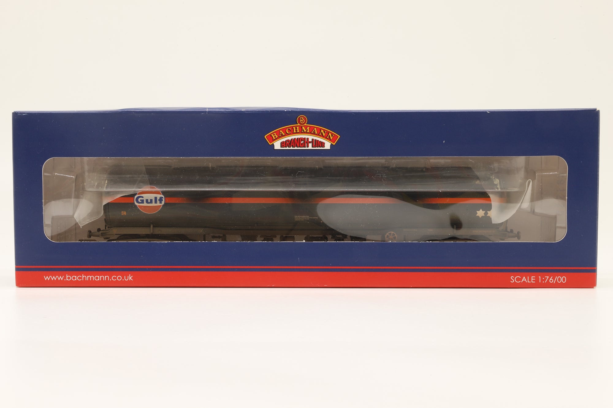 Bachmann OO 38-114Z 100 Ton Bogie Tank Wagon 'Gulf' Black Weathered