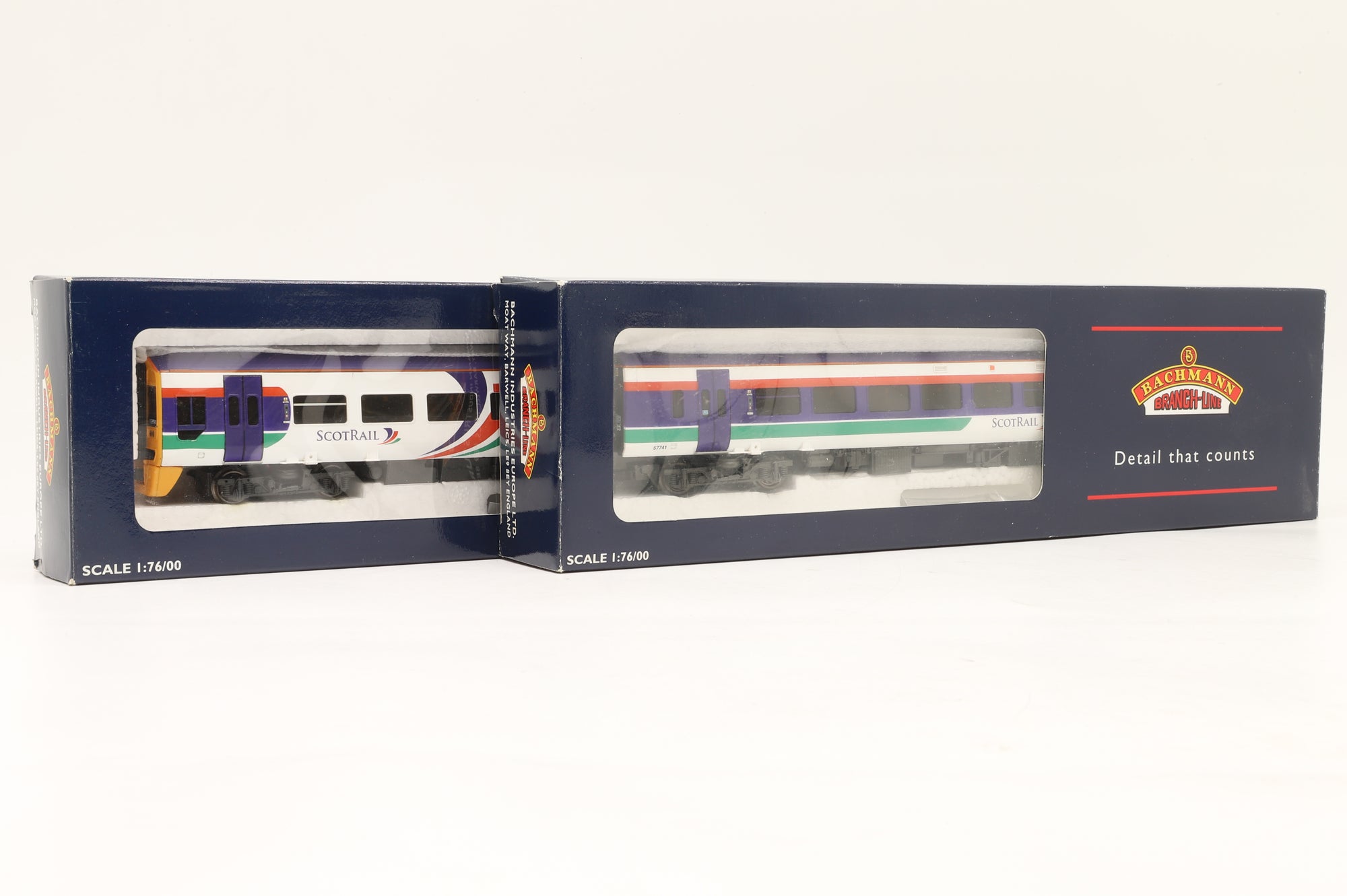 Bachmann OO 31-507 Class 158 2-Car DMU in Scotrail Livery (Early)