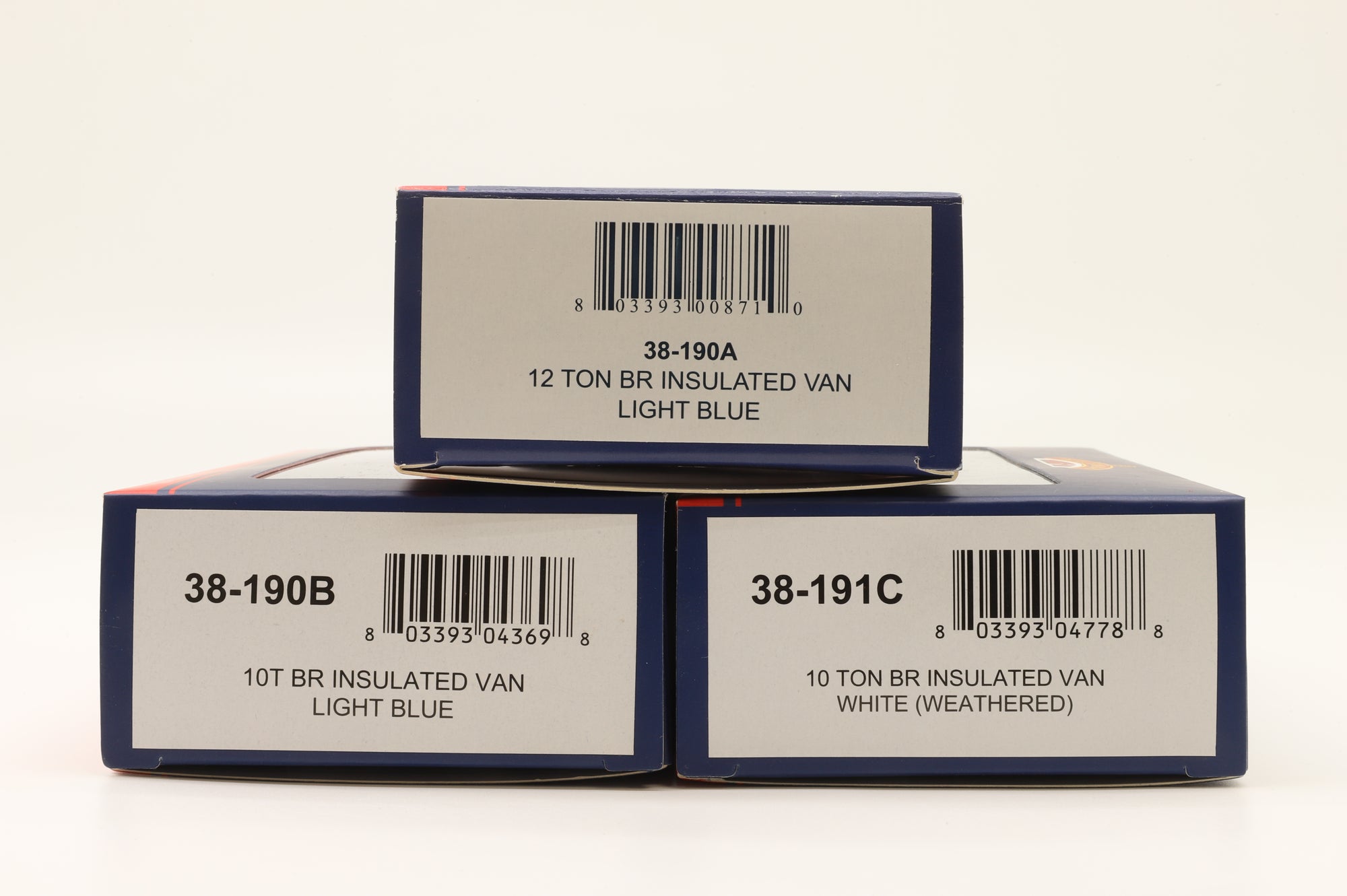 Bachmann OO Rake Of 3 BR Insulated Vans Inc. 38-191C, 38-190A & 38-190B