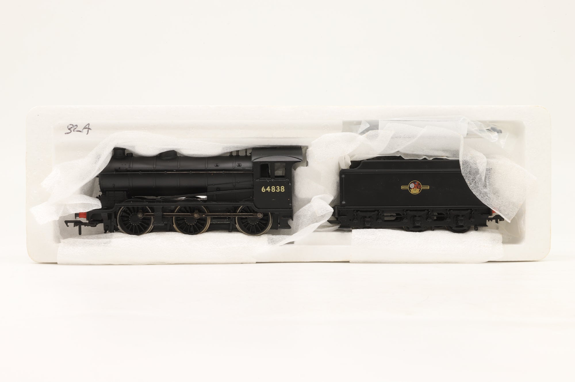 Bachmann OO 31-865 Class J39 '64838' BR Black L/C Stepped 4200 GAL Tender