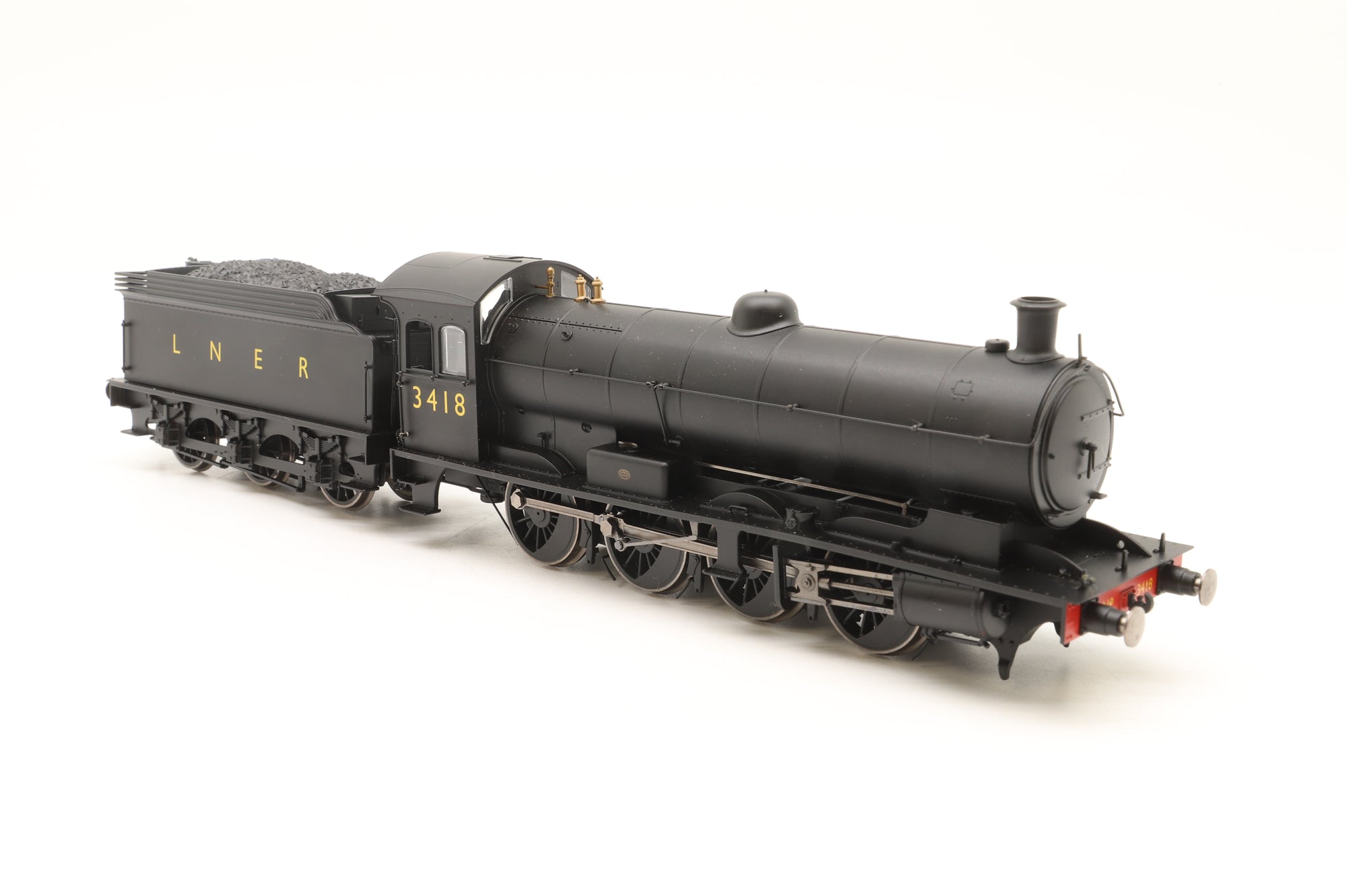Hornby OO R3424 Class Q6 Raven 0-8-0 '3418' LNER Black w/Gill Sans Lettering, DCC Fitted