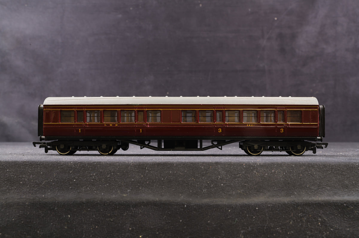 Bachmann OO Rake Of 7 LMS Coaches