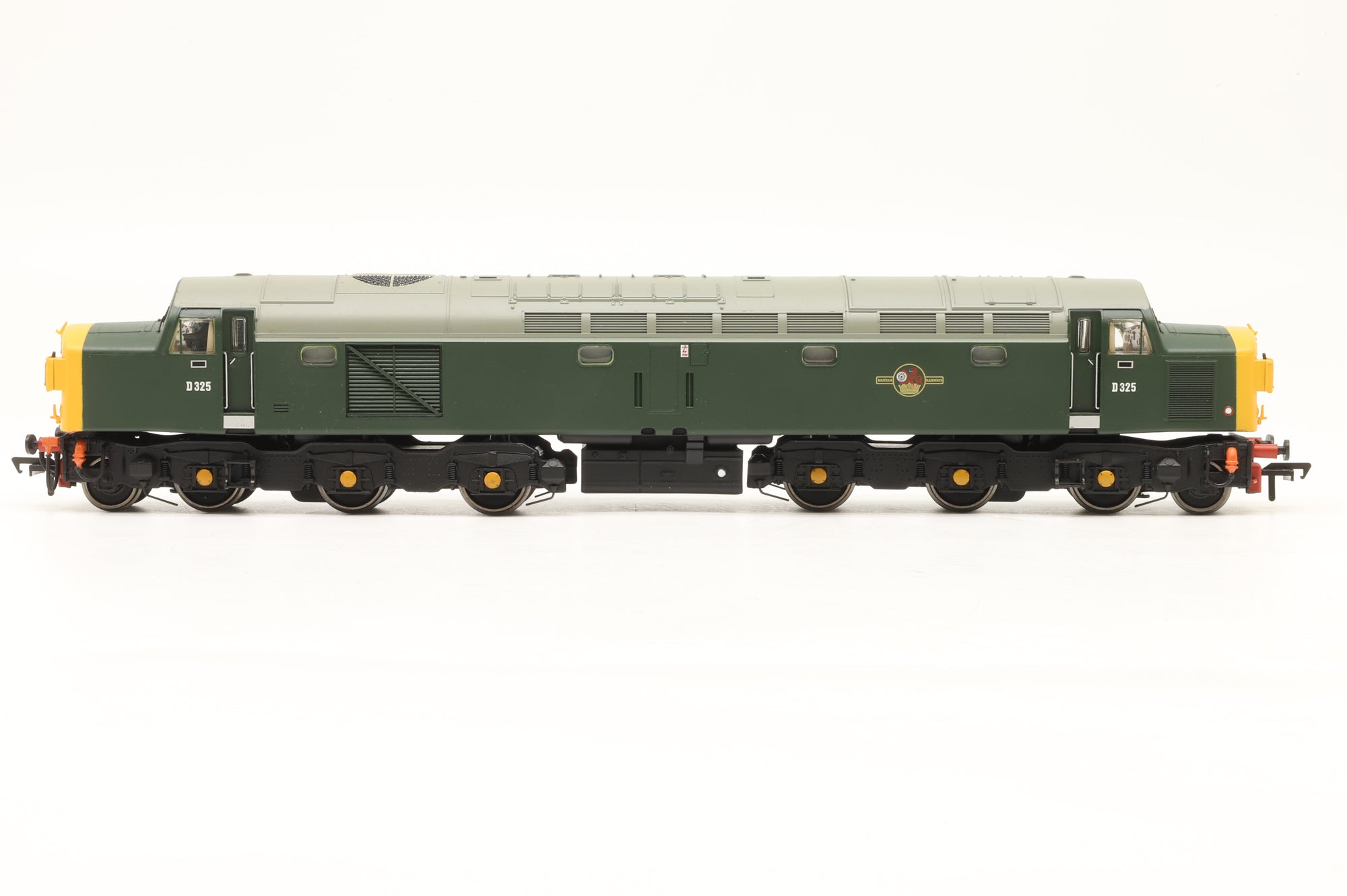 Bachmann OO 32-477 Class 40 No. D325 Split Head Code Green