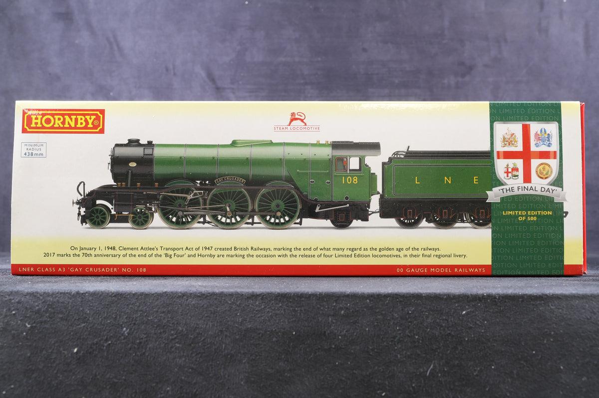 Hornby OO R3518 The Final Day Class A3 &#39;108&#39; &#39;Gay Crusader&#39; LNER Apple Green Ltd Ed116/ 500