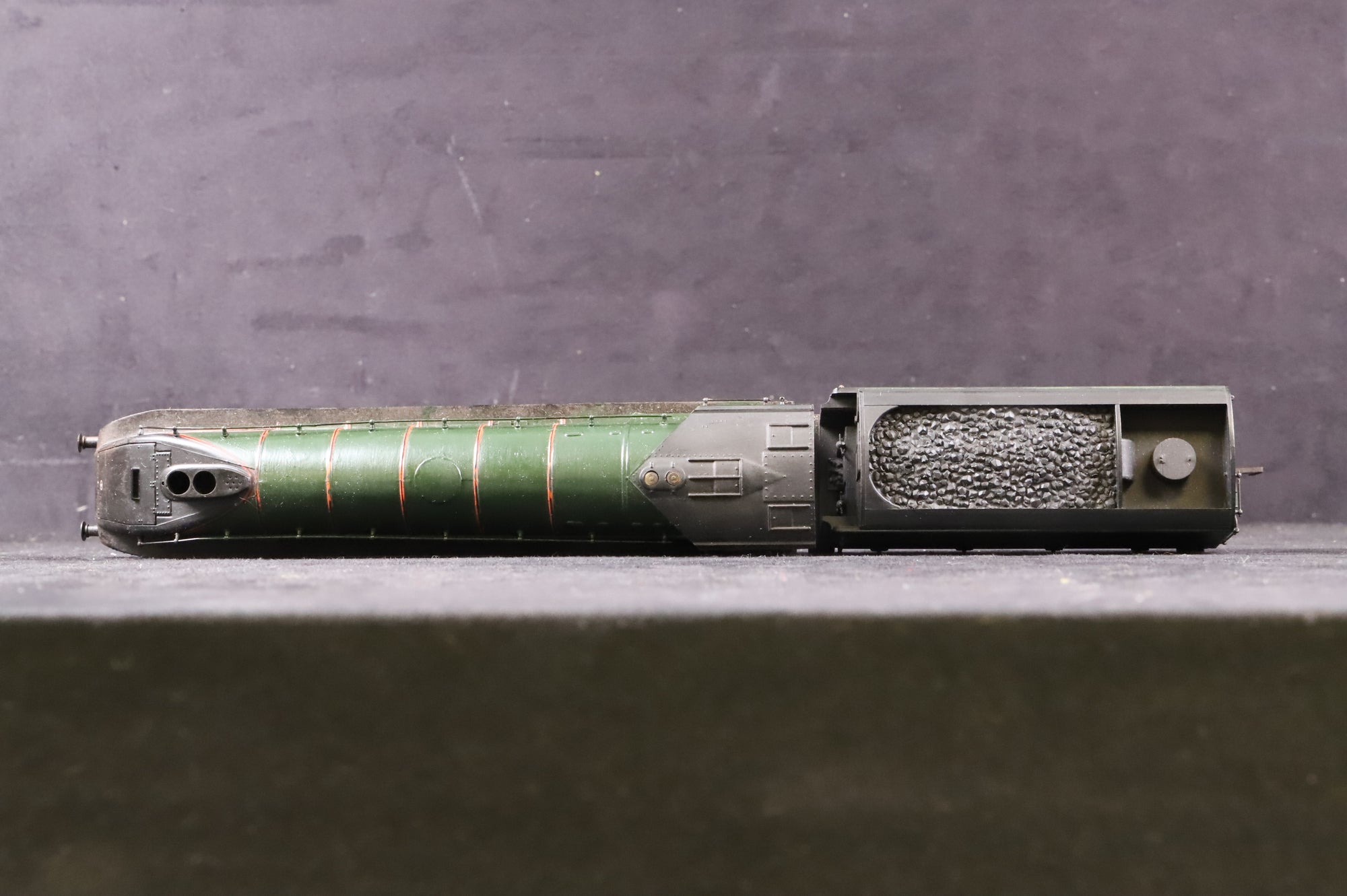 WORKSHOP Bachmann OO 31-958 Class A4 4-6-2 '60020' BR Green Repainted & Unnumbered