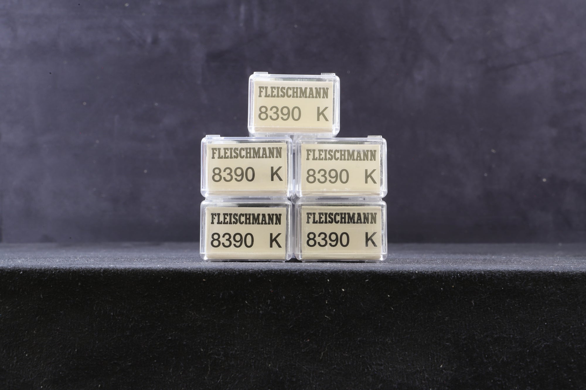 Fleischmann N 8390 Rake Of 5 DB Green Box Vans