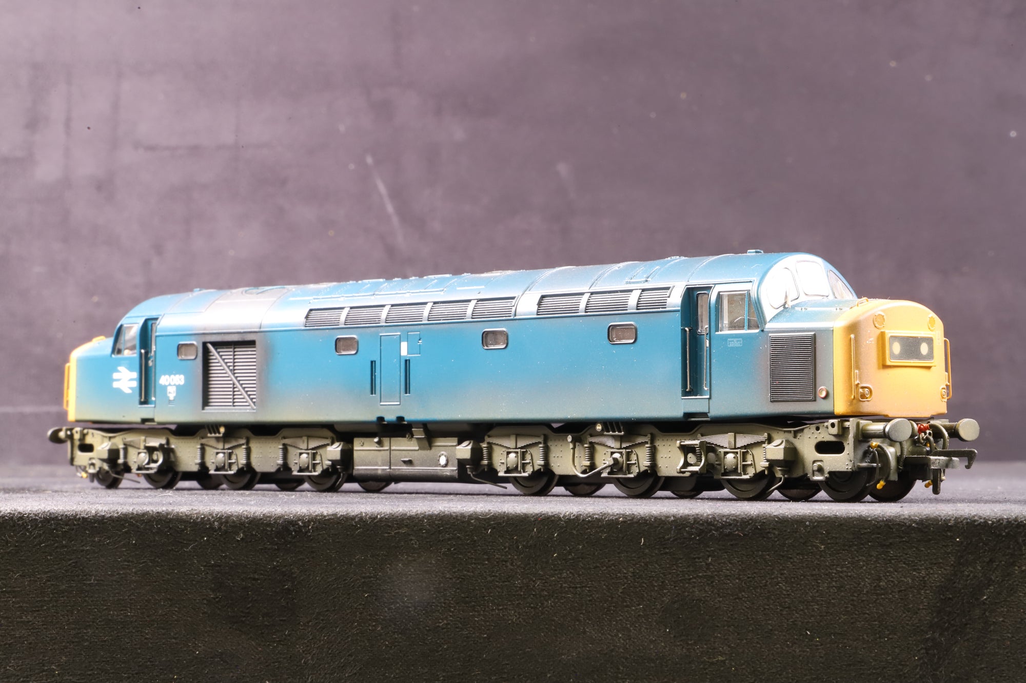 Bachmann OO 32-490SF Class 40 Diesel '40063' BR Blue Weathered DCC Sound