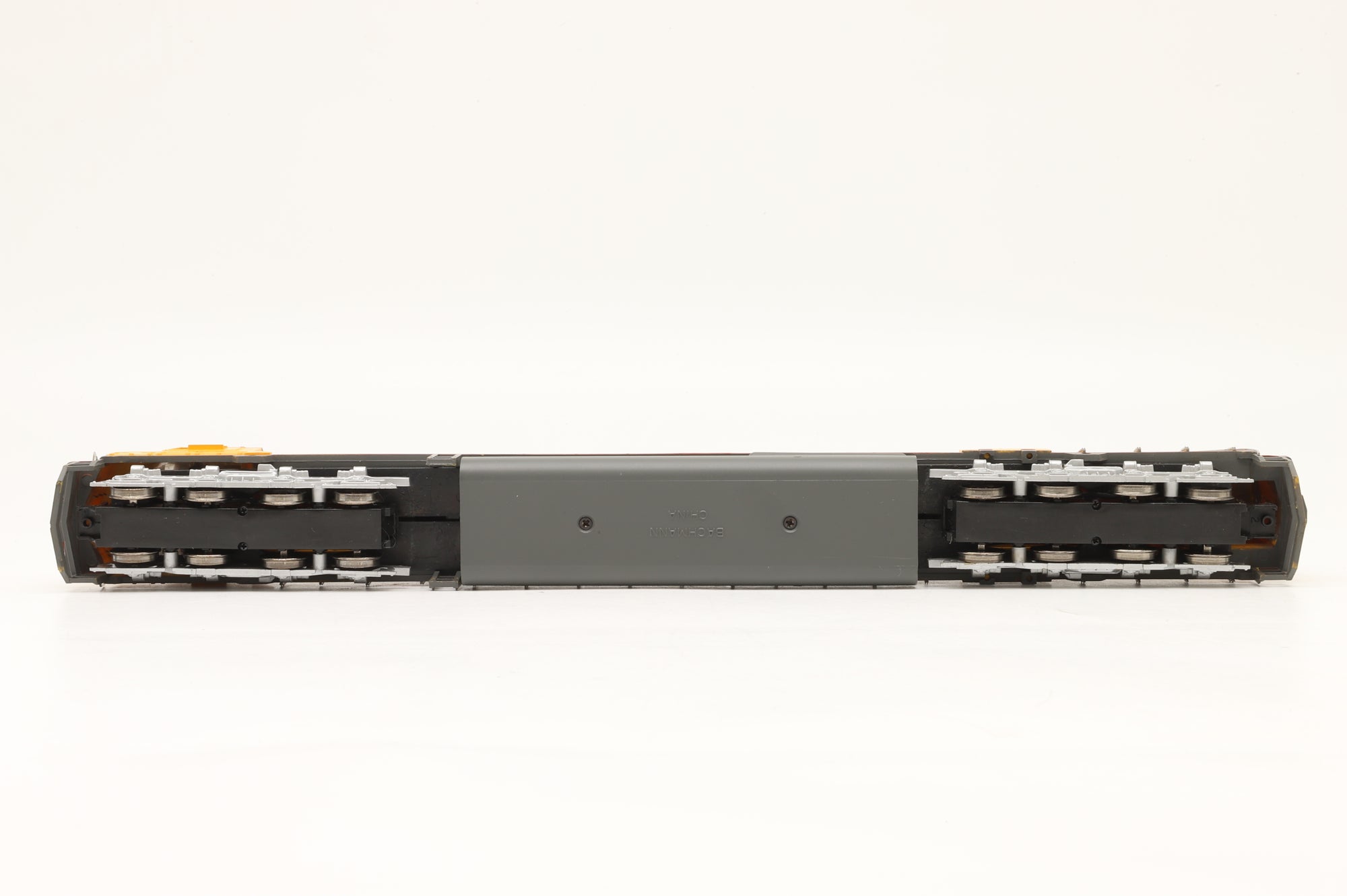 WORKSHOP Spectrum HO 81303 EMD DD40AX 16-Wheel Drive Diesel #6922 in Union Pacific Livery – Non-Runner