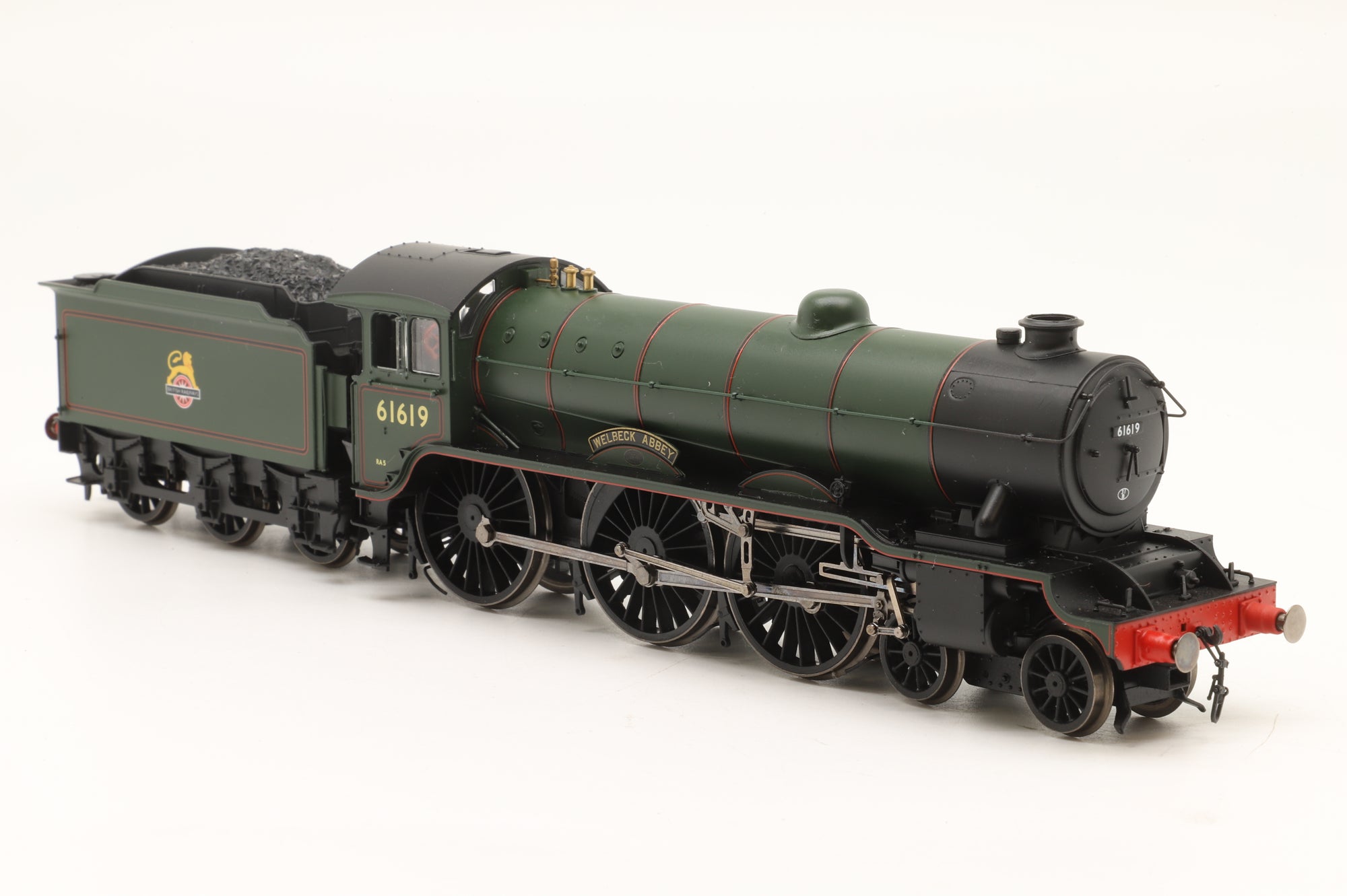 Hornby OO R3448 B17/2 No.61619 'Welbeck Abbey' in Lined BR Green w/ Early Crests - DCC Sound