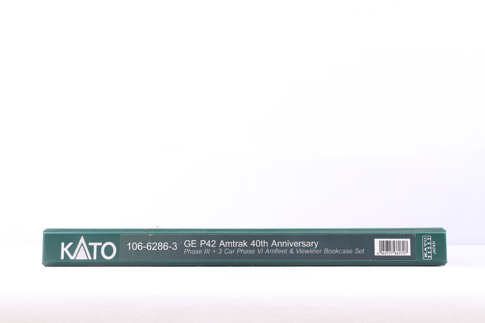 Kato N 106-6286-3 GE P42 Amtrak 40th Anniversary & 106-8011 4 Car Set