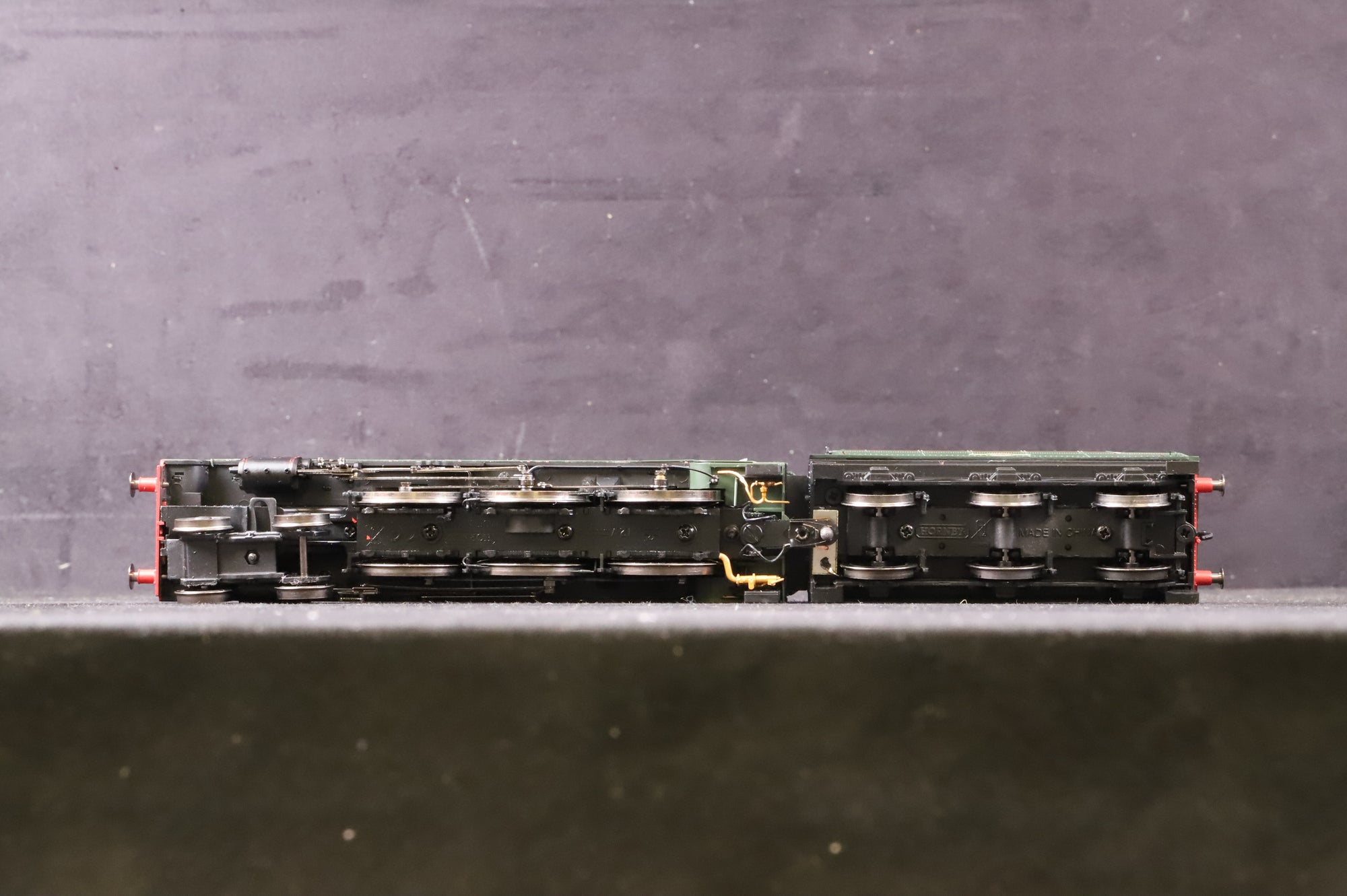 Hornby OO R2727 Patriot Class 4-6-0 '45528' 'R.E.M.E.' BR Green L/C