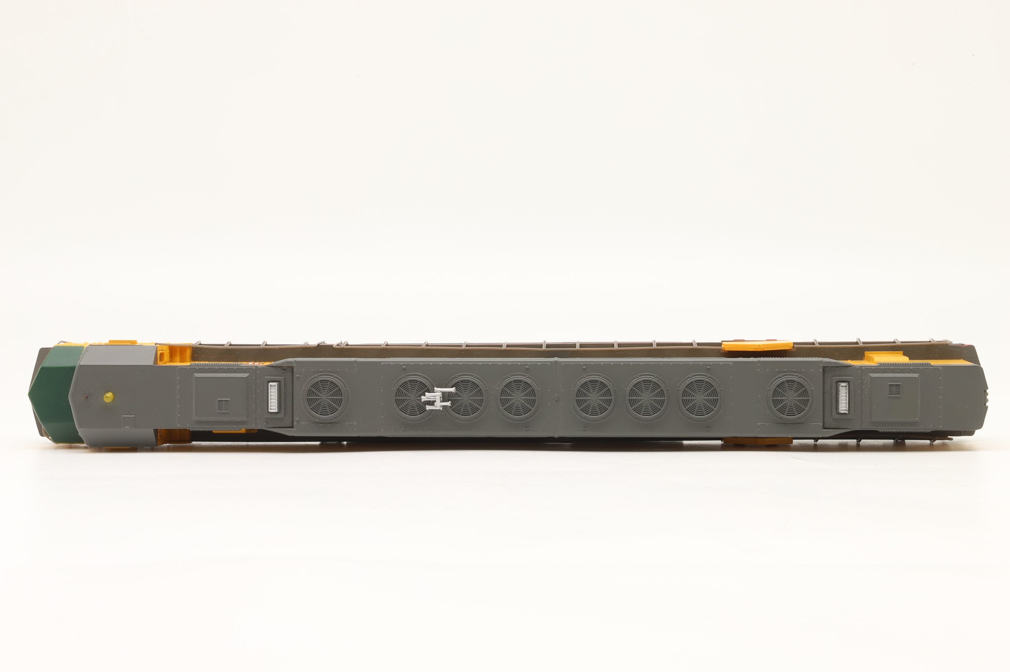 WORKSHOP Spectrum HO 81303 EMD DD40AX 16-Wheel Drive Diesel #6922 in Union Pacific Livery – Non-Runner