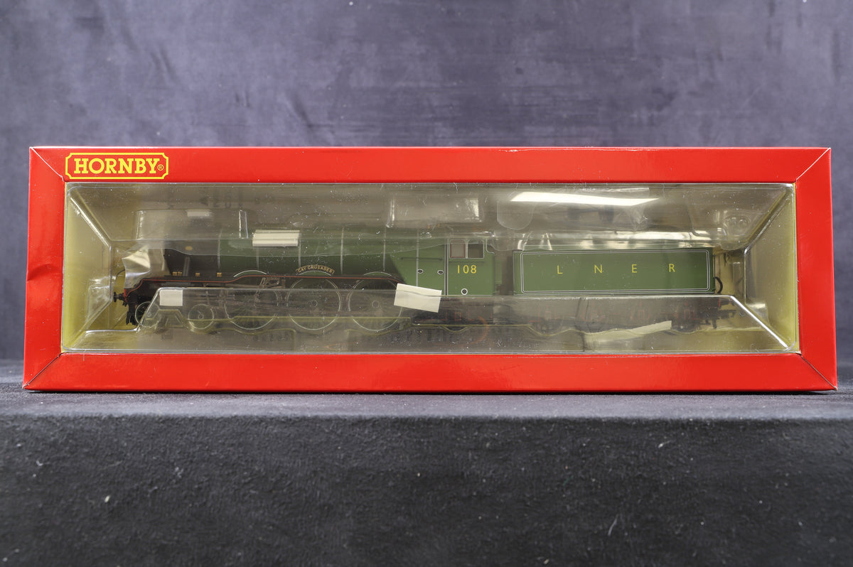 Hornby OO R3518 The Final Day Class A3 &#39;108&#39; &#39;Gay Crusader&#39; LNER Apple Green Ltd Ed116/ 500