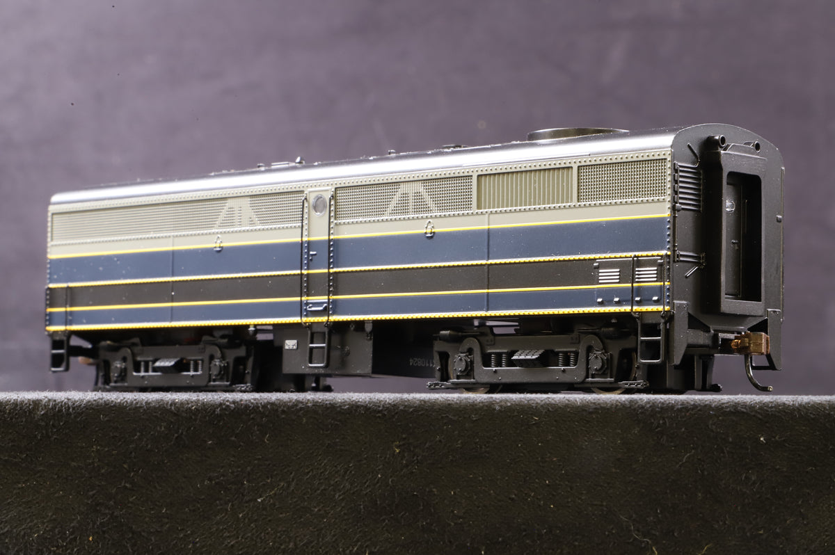 Bachmann HO 64805 Alco FB2 &#39;B Unit&#39; B&amp;O DCC Fitted