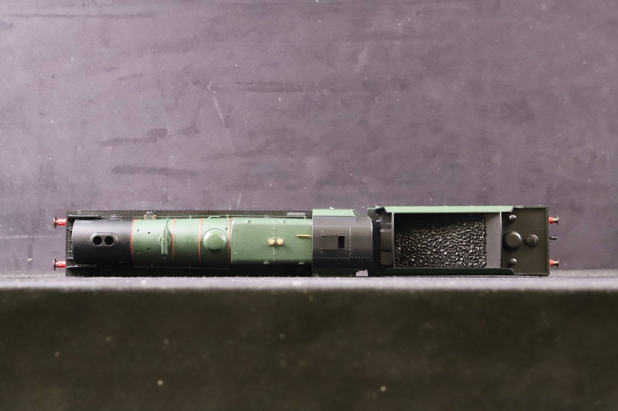 Hornby OO R2727 Patriot Class 4-6-0 '45528' 'R.E.M.E.' BR Green L/C